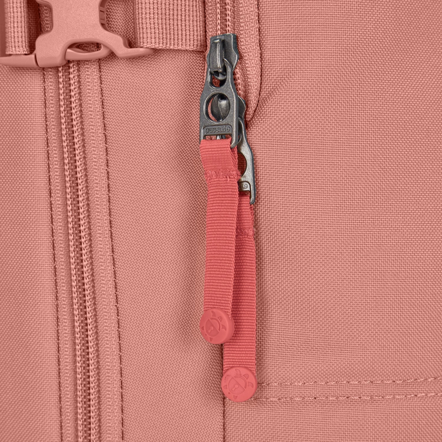 Pacsafe® GO 34L anti-theft carryon backpack、mySite、garagedoors4me