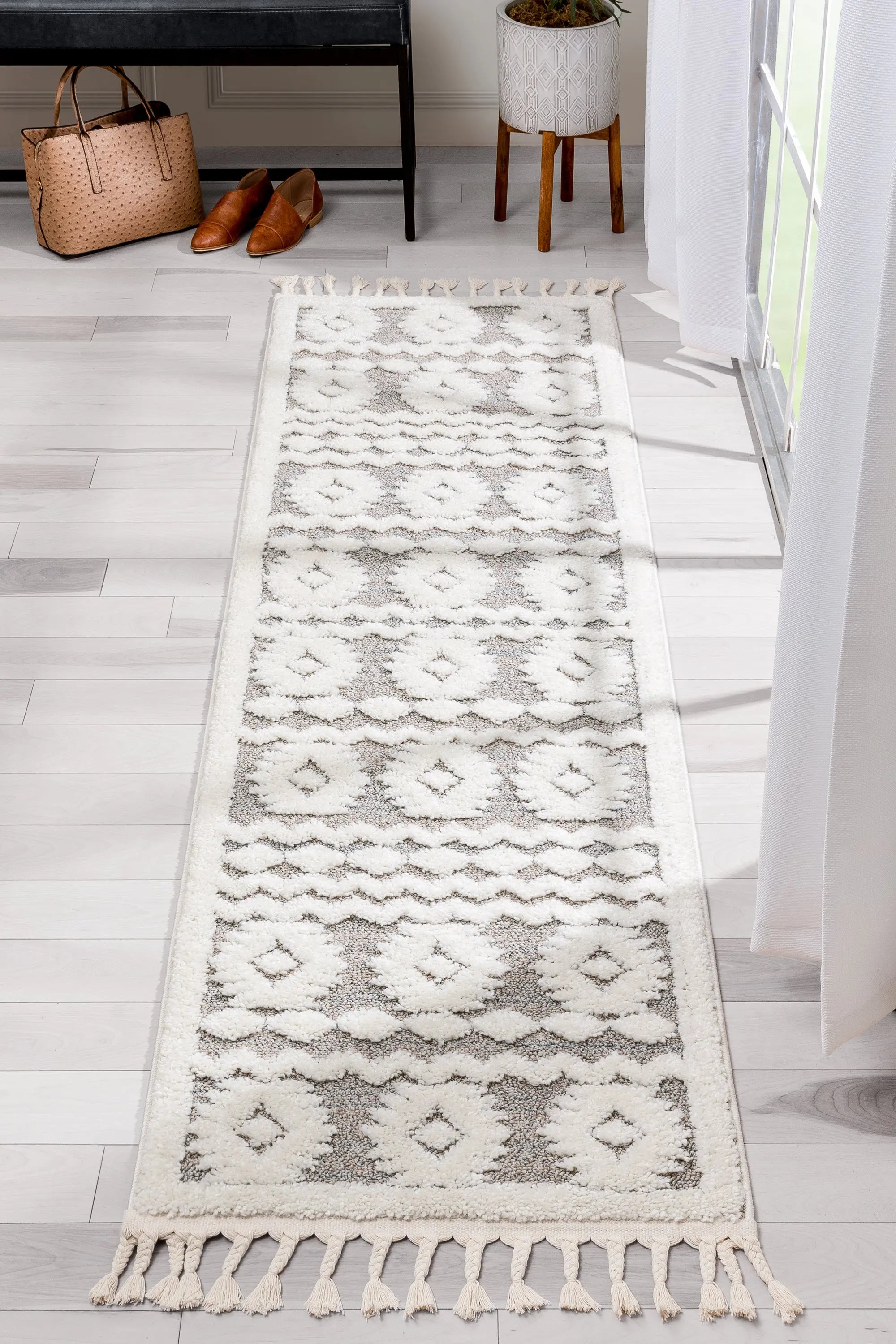 Addison Tribal Moroccan Diamond Pattern Beige High-Low Textured Rug、mySite、gigharbornorthrealestate