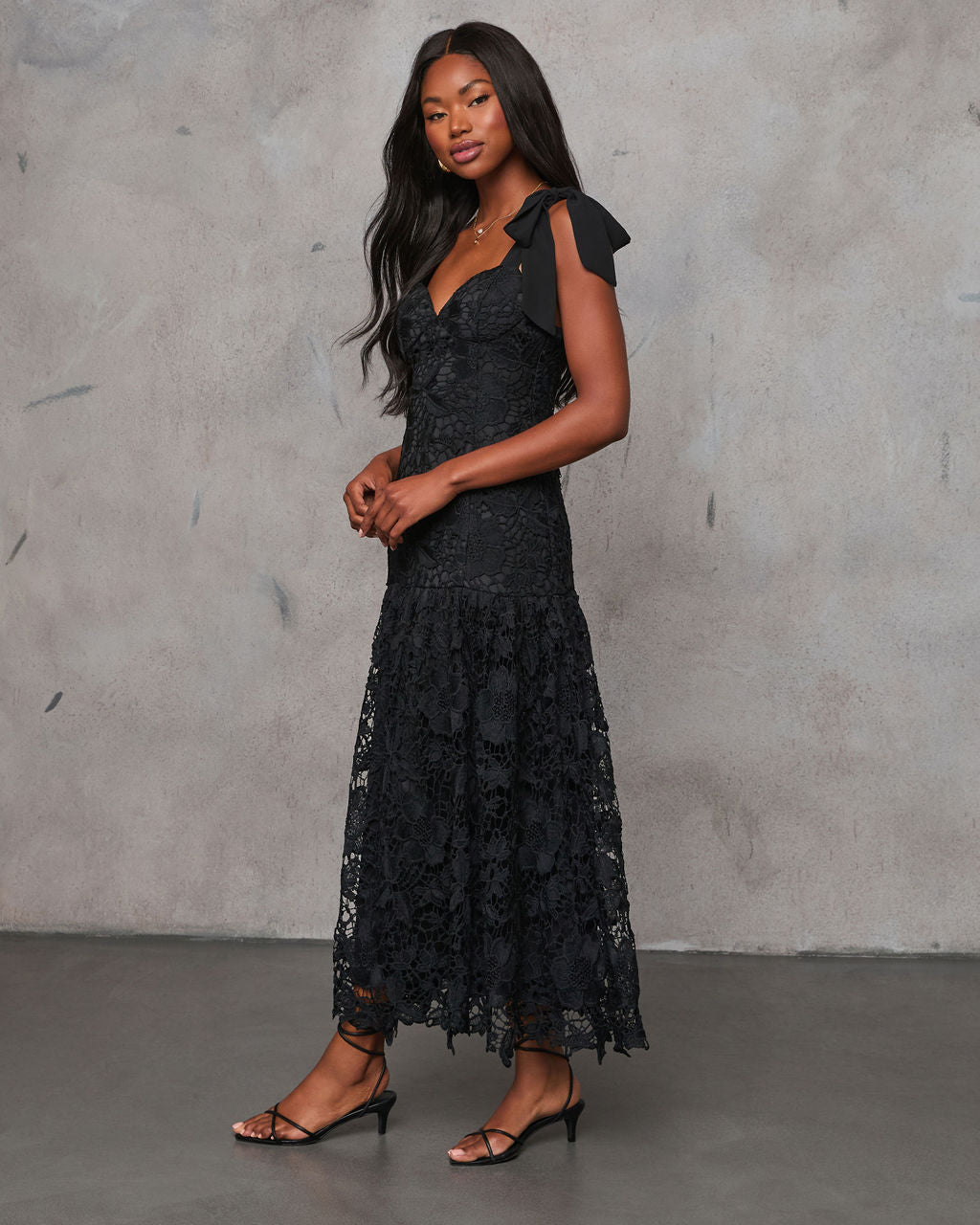 {product_title} - {shop_name}