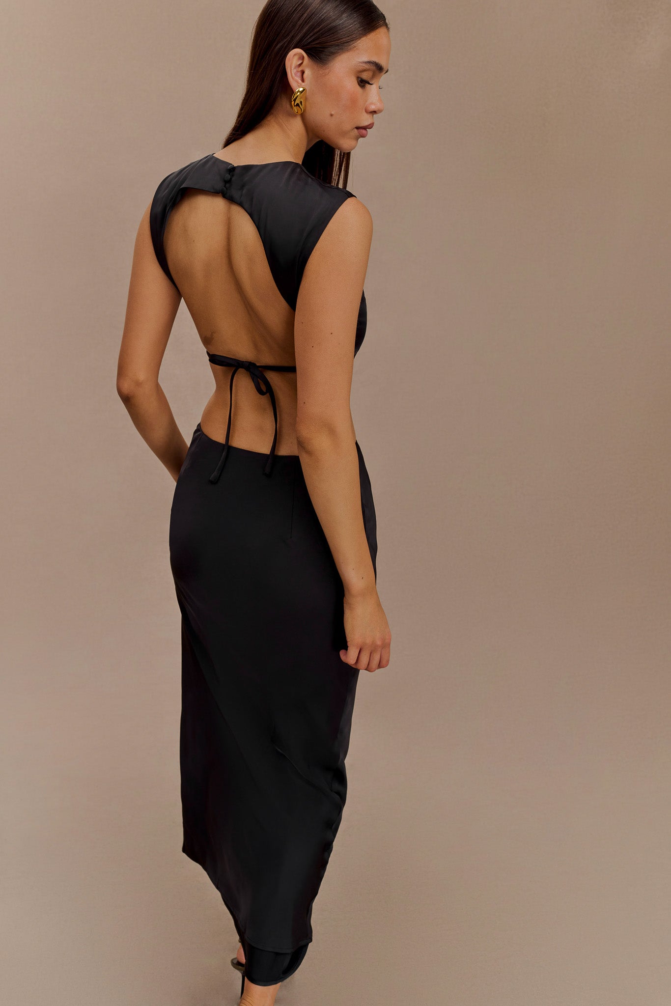 Viviana Satin Sleeveless Crop Top - Black、mySite、solidvoid