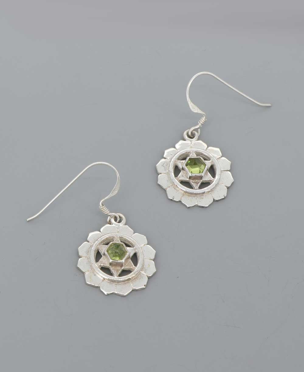 Sterling Silver and Gemstone Chakra Earrings、mySite、topwebapps