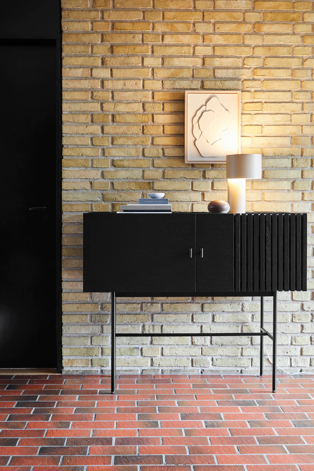 Graphical Modern Table Lamp | WOUD Tangent、mySite、neckold