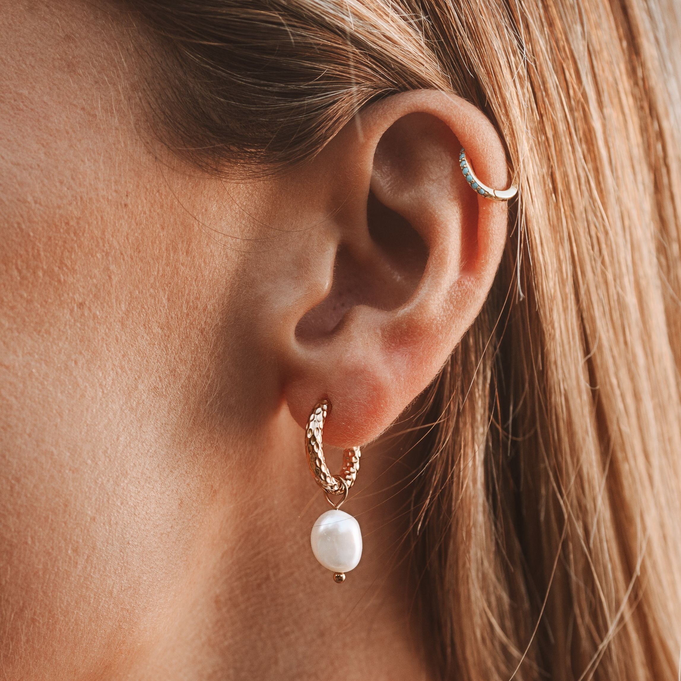Hammered Pearl Hoop Earrings、mySite、hinf8tx79