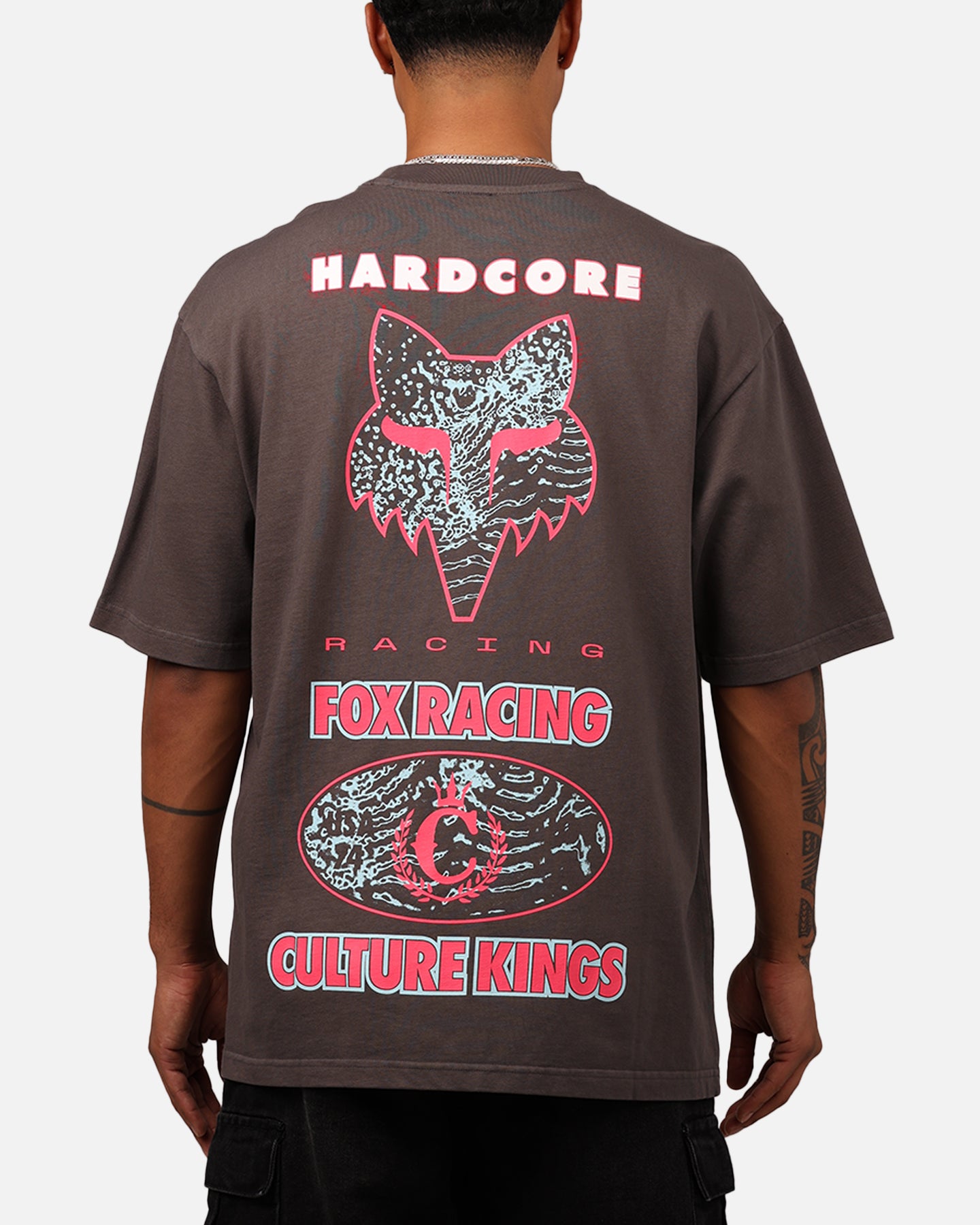 {product_title} - {shop_name}