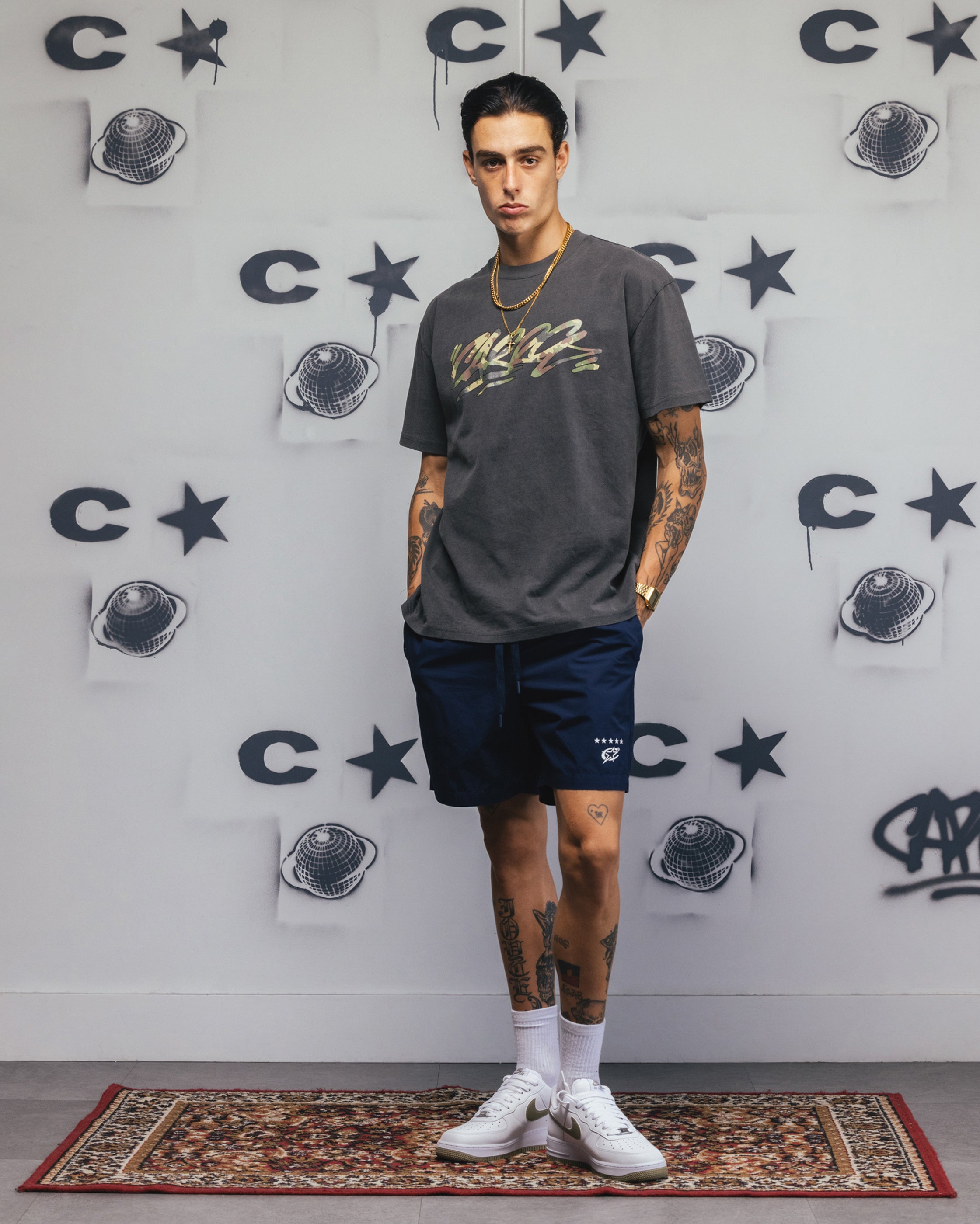 {product_title} - {shop_name}