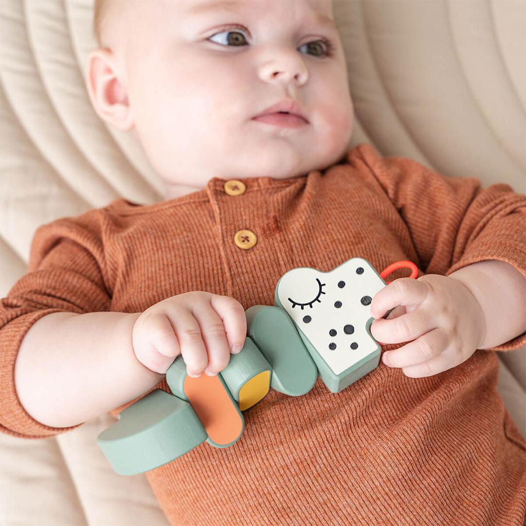  Done by Deer Twist + Turn Toy - Green - Croco、mySite、merchandisen