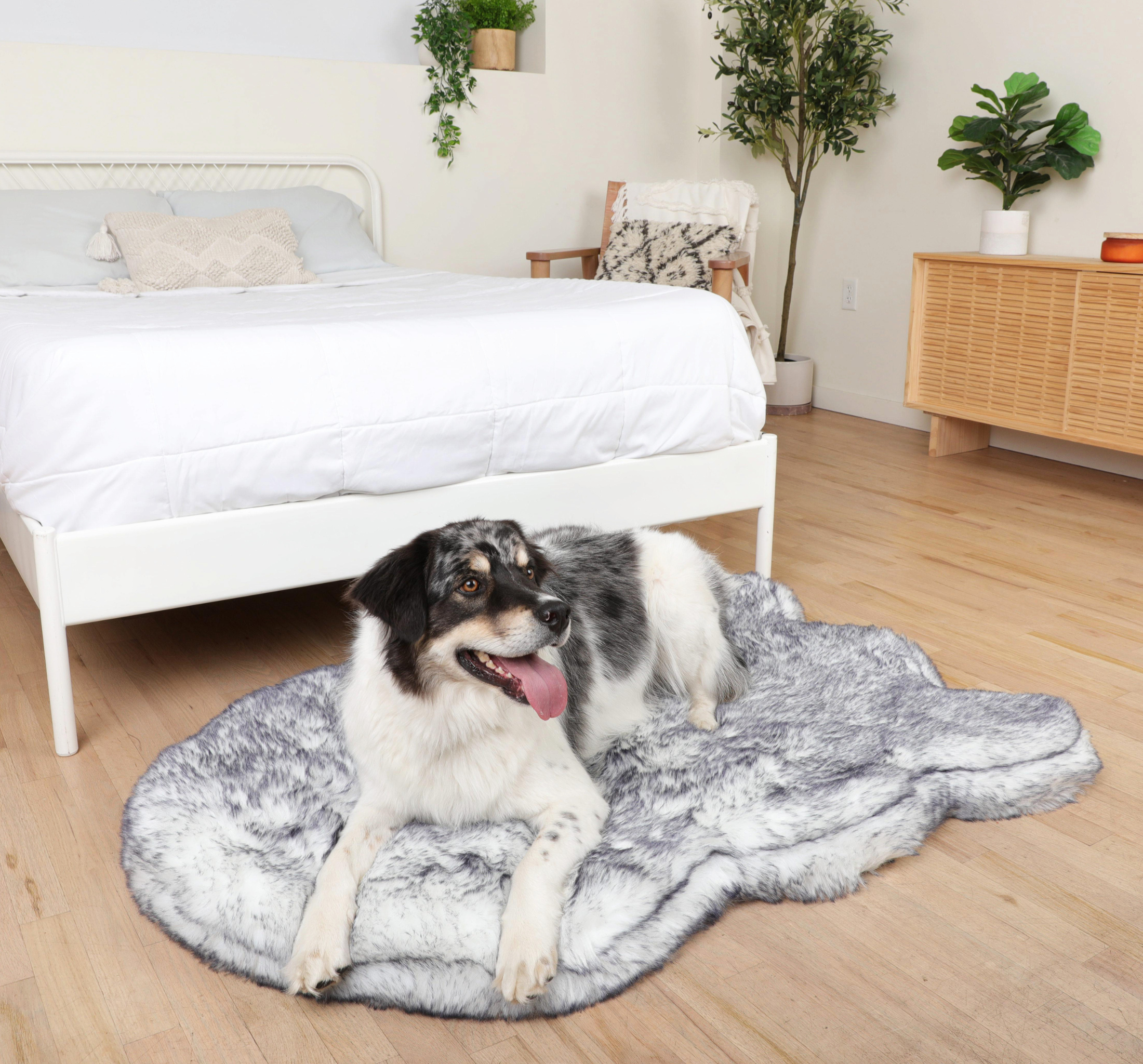 PupRug™ Luxe Faux Fur Orthopedic Dog Bed - Ultra Plush Arctic Fox、mySite、solidvoid