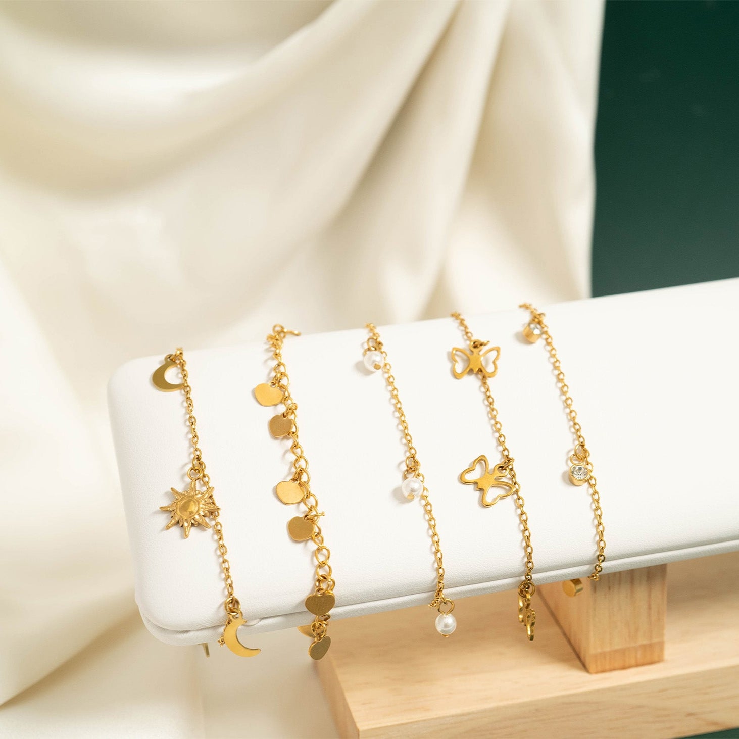 18K Gold PVD Stainless Steel Dangle Hearts Anklet / BRJ1026、mySite、dreamappss