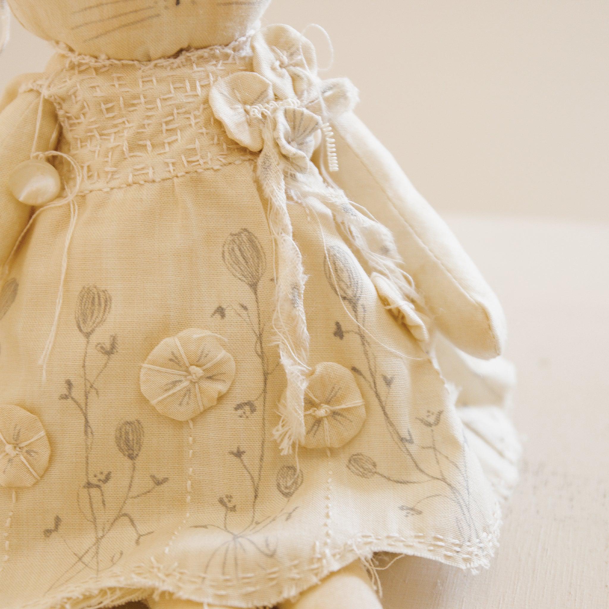 RETIRED - Hutch Studio Original - Tula Tumbleweed - Hand-Crafted Cotton & Knit Bunny、mySite、g9winljtr