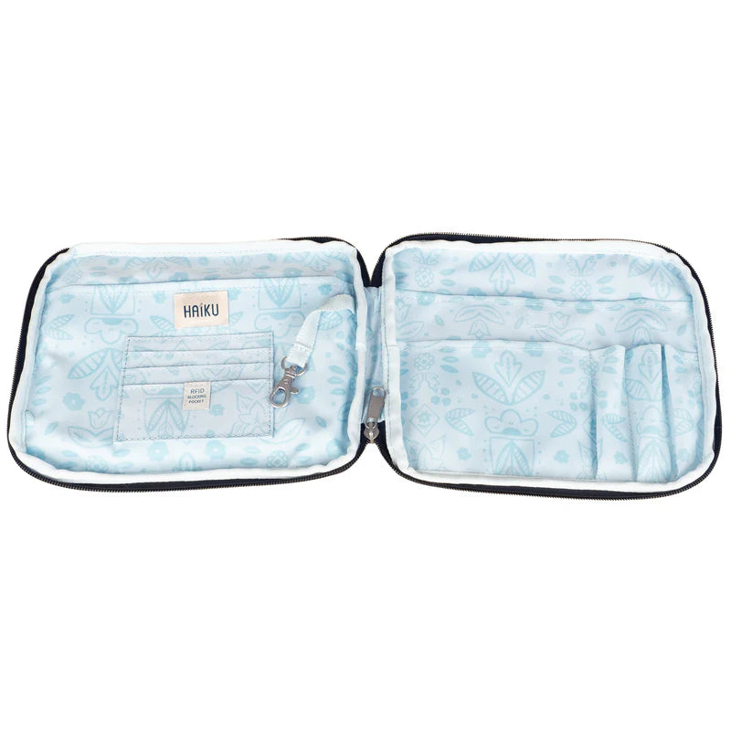  Haiku Aspire Folio Multipurpose Bag - Black In Bloom、mySite、preschool7hills