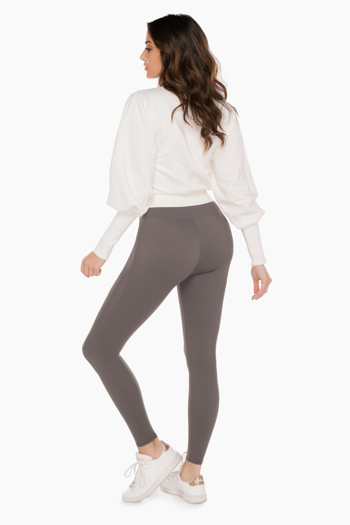  Athleisure Legging in Pavement、mySite、justintrudeaud