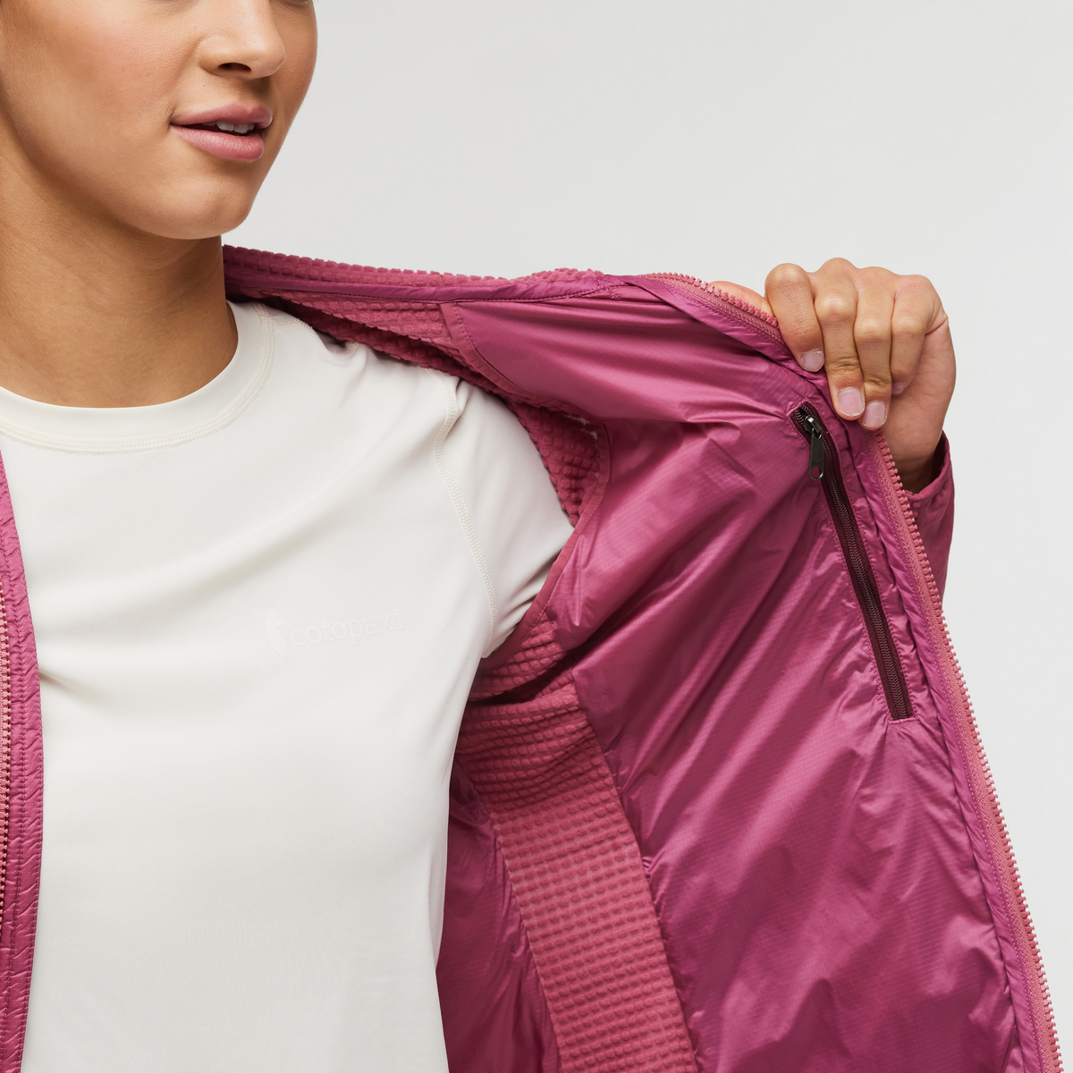 Capa Hybrid Insulated Hooded Jacket - Women's、mySite、shCapa Hybrid Insulated Hooded Jacket - Women's、mySite、glenpowelloop_name