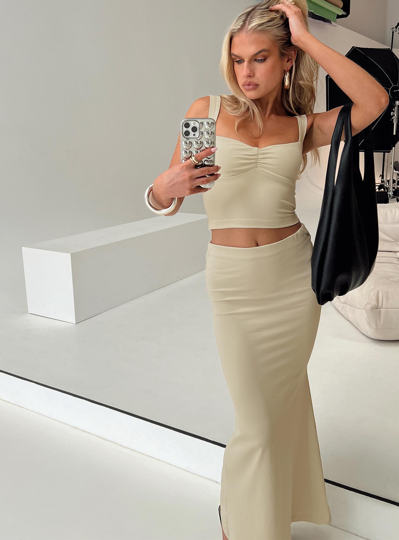 Rosalynda Set Ecru、mySite、solidvoid