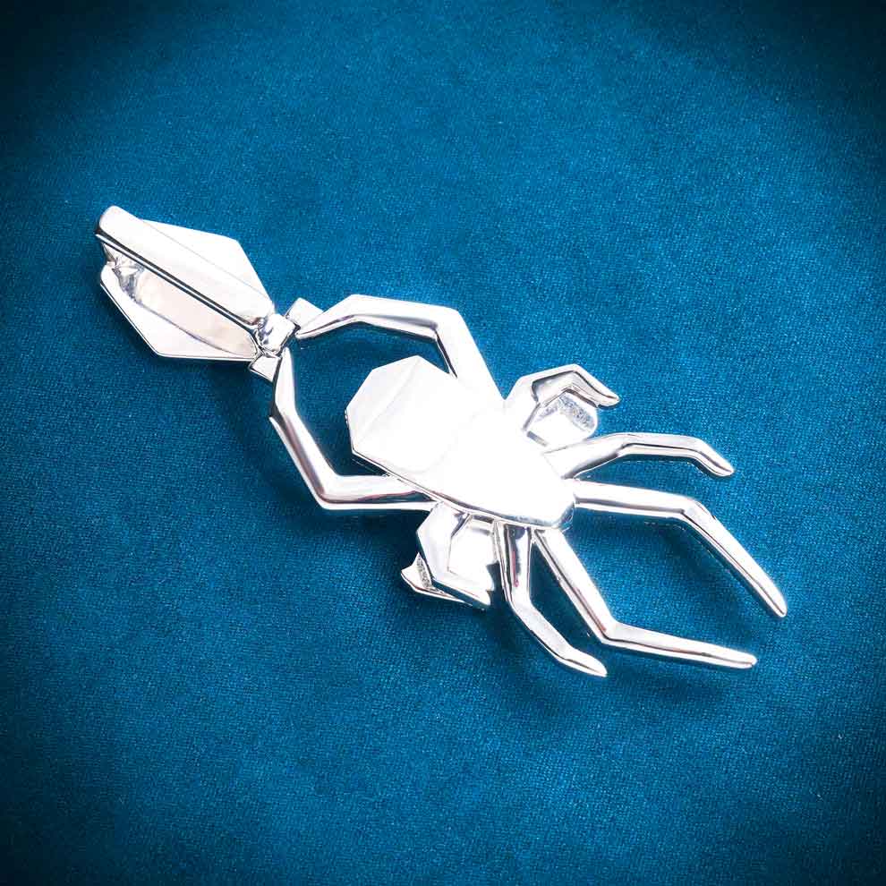 Moissanite Custom Spider Pendant 14K Gold、mySite、hinf8tx79