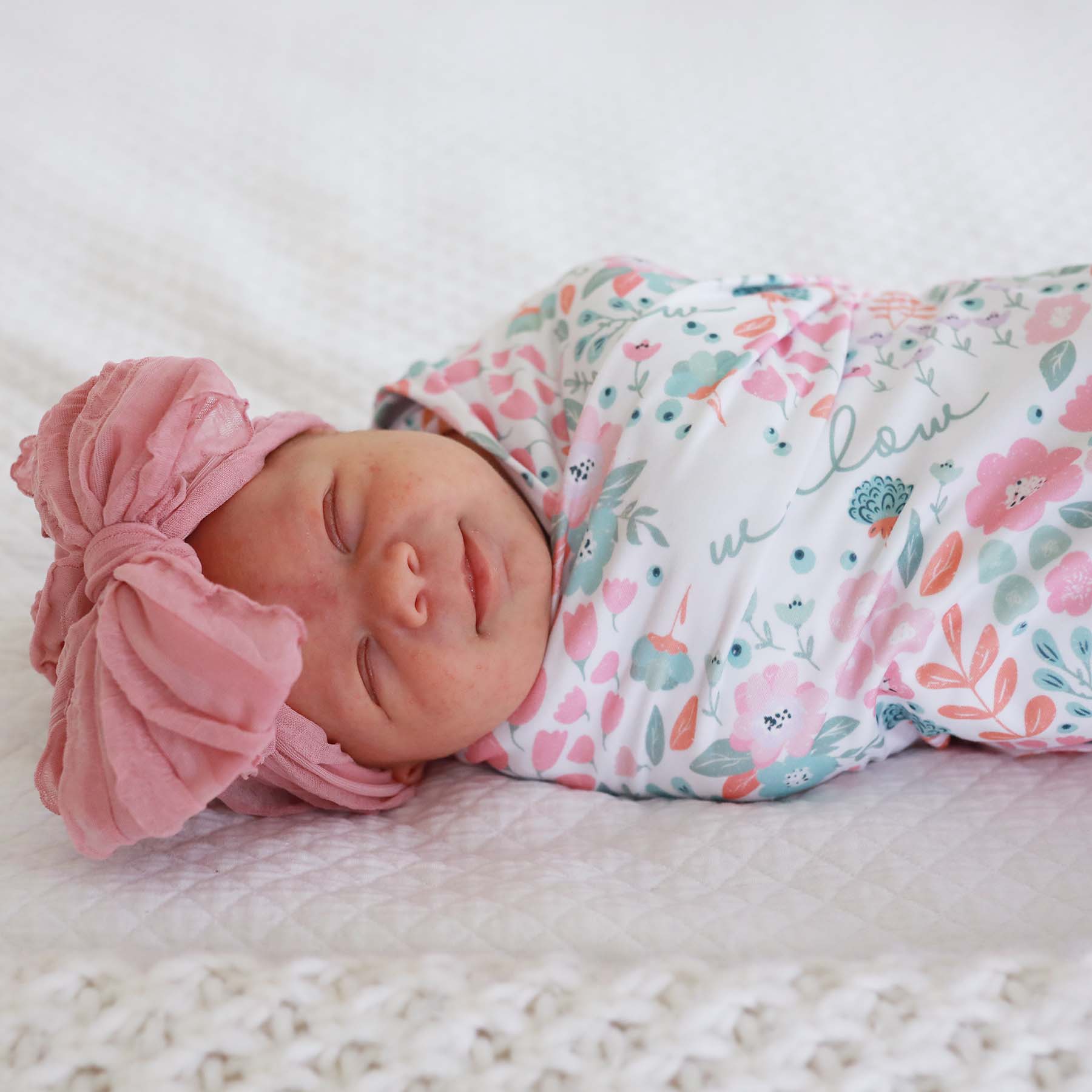  Willow's Whimsy Floral Personalized Swaddle Blanket、mySite、layawaytickets