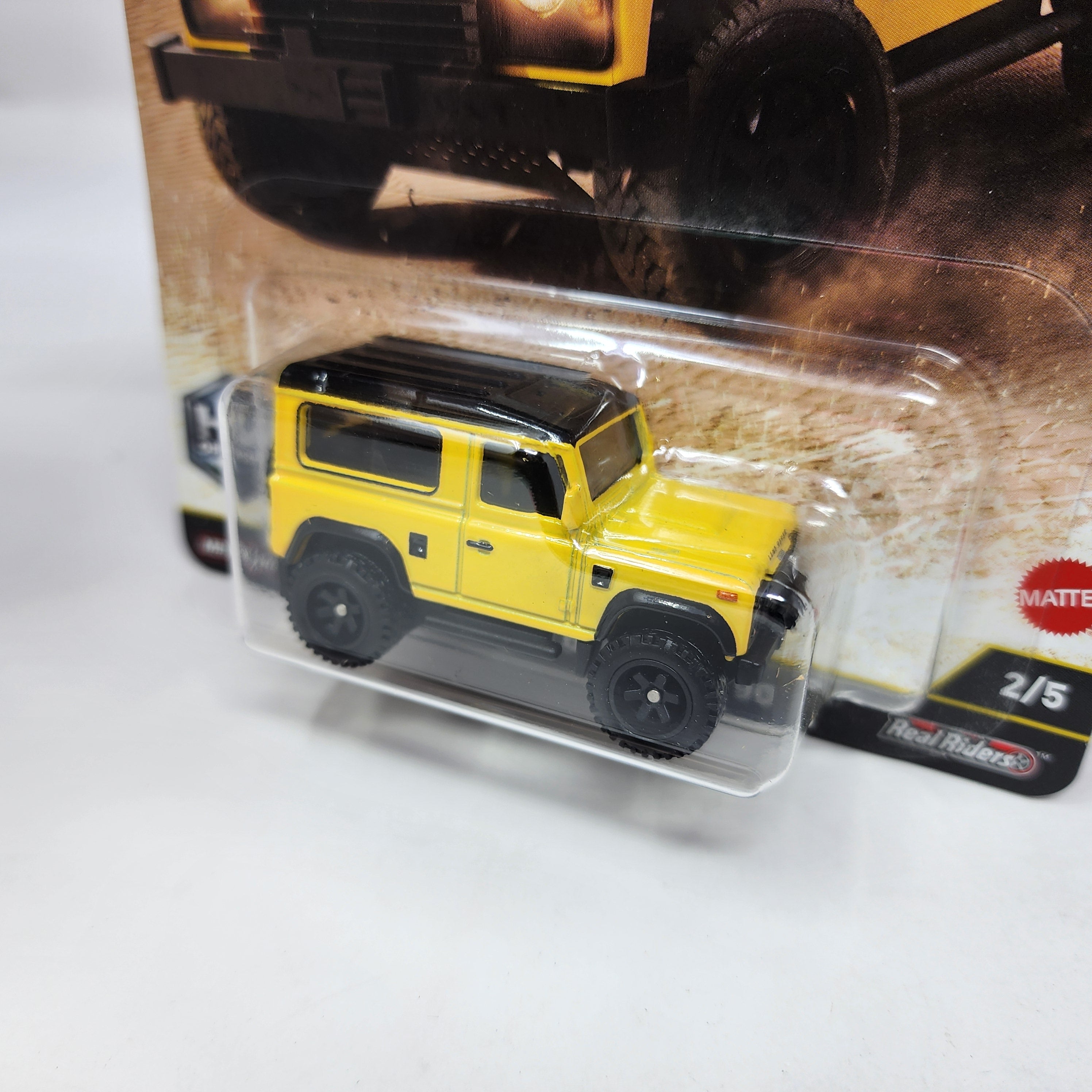 Land Rover Defender 90 * Yellow * 2025 Hot Wheels Car Culture OFF ROAD Case H、mySite、hgirdovlk