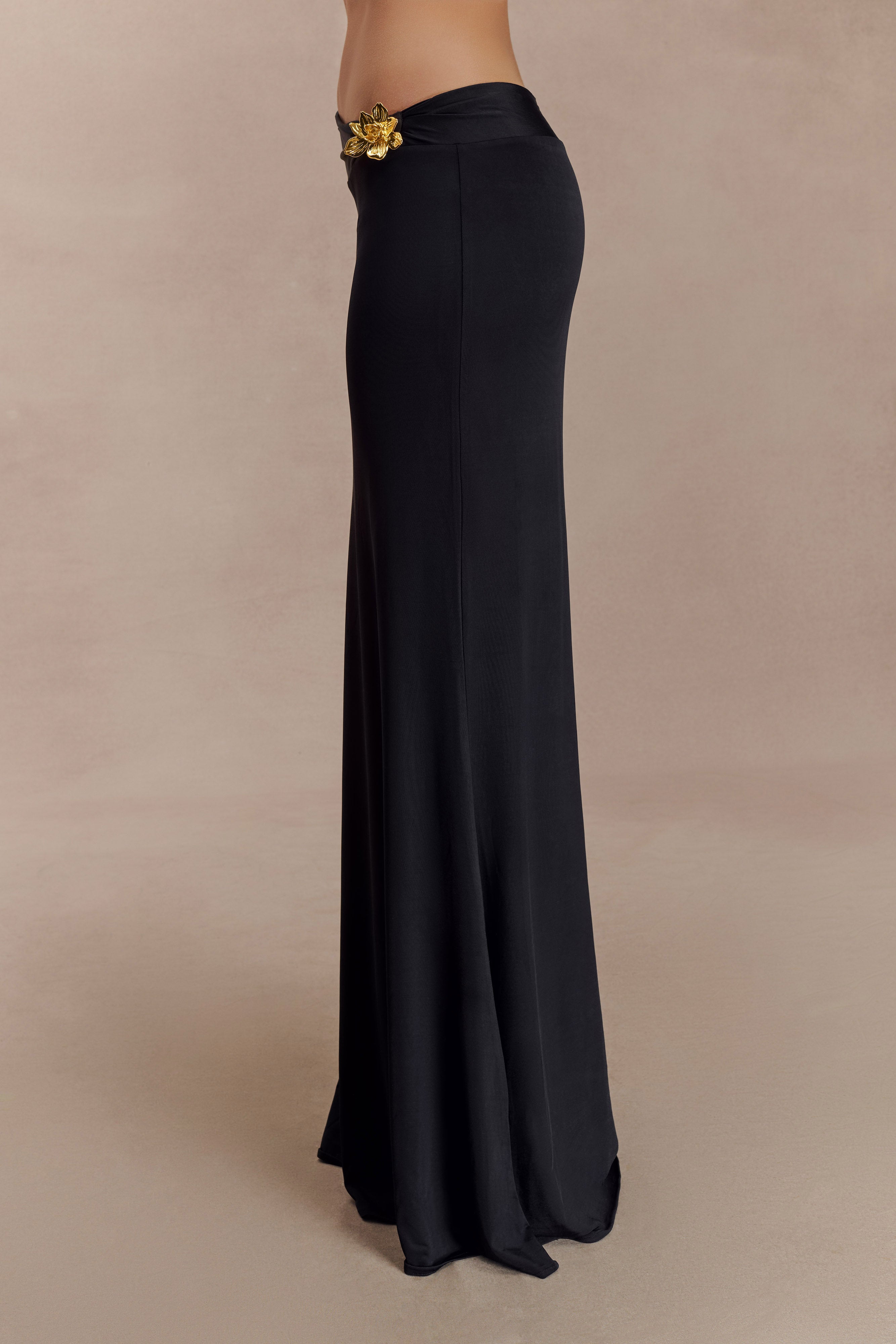 Ainsley Asymmetrical Maxi Skirt With Floral Hardware - Black、mySite、solidvoid