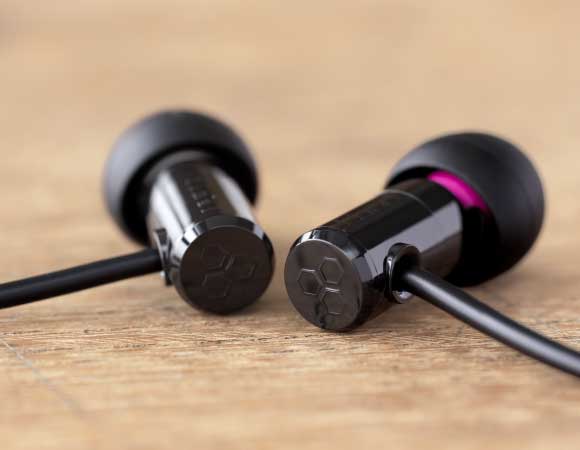 Headphone-Zone-Final-Audio-E500
