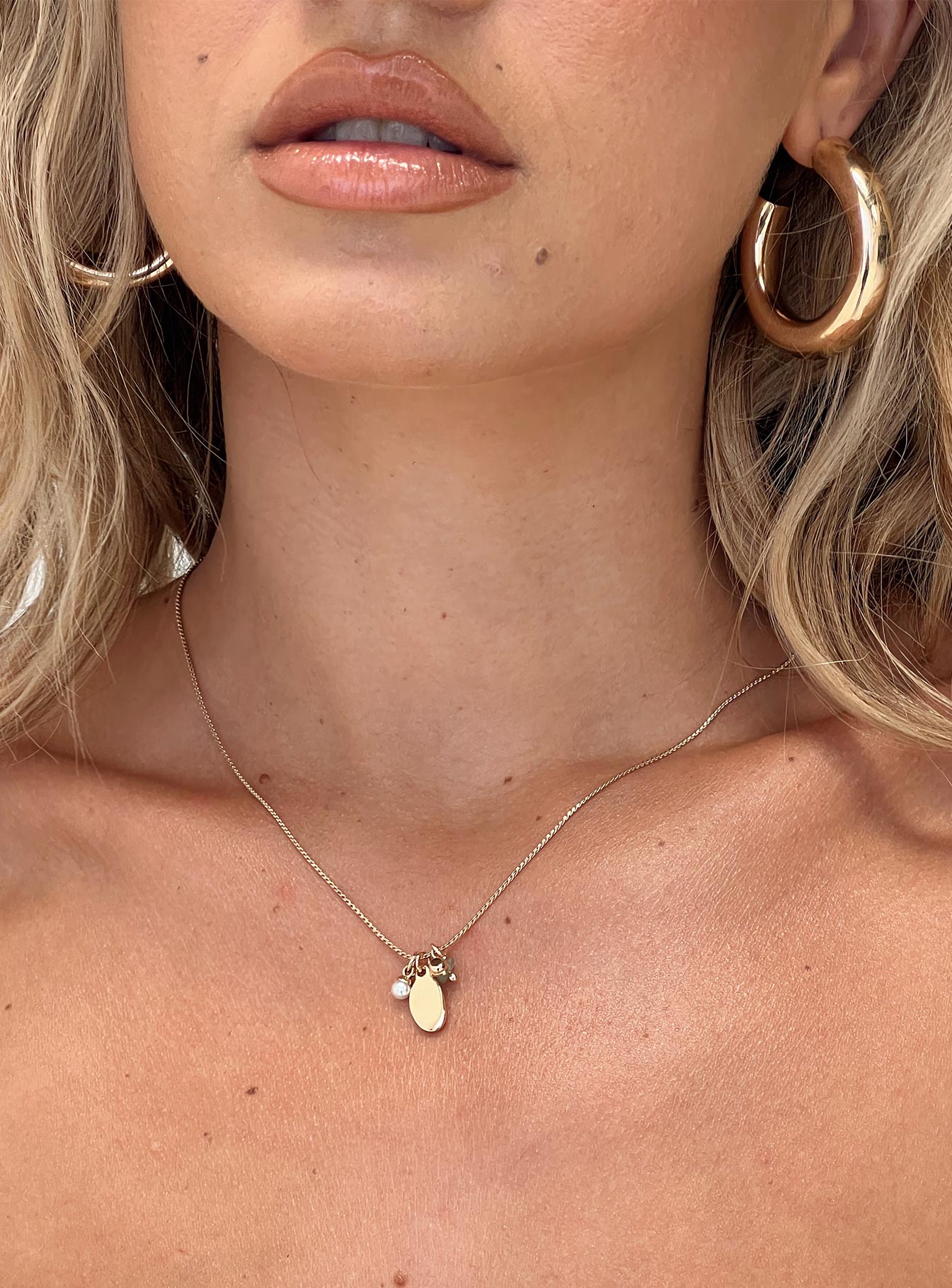 Charmy Necklace Gold、mySite、solidvoid