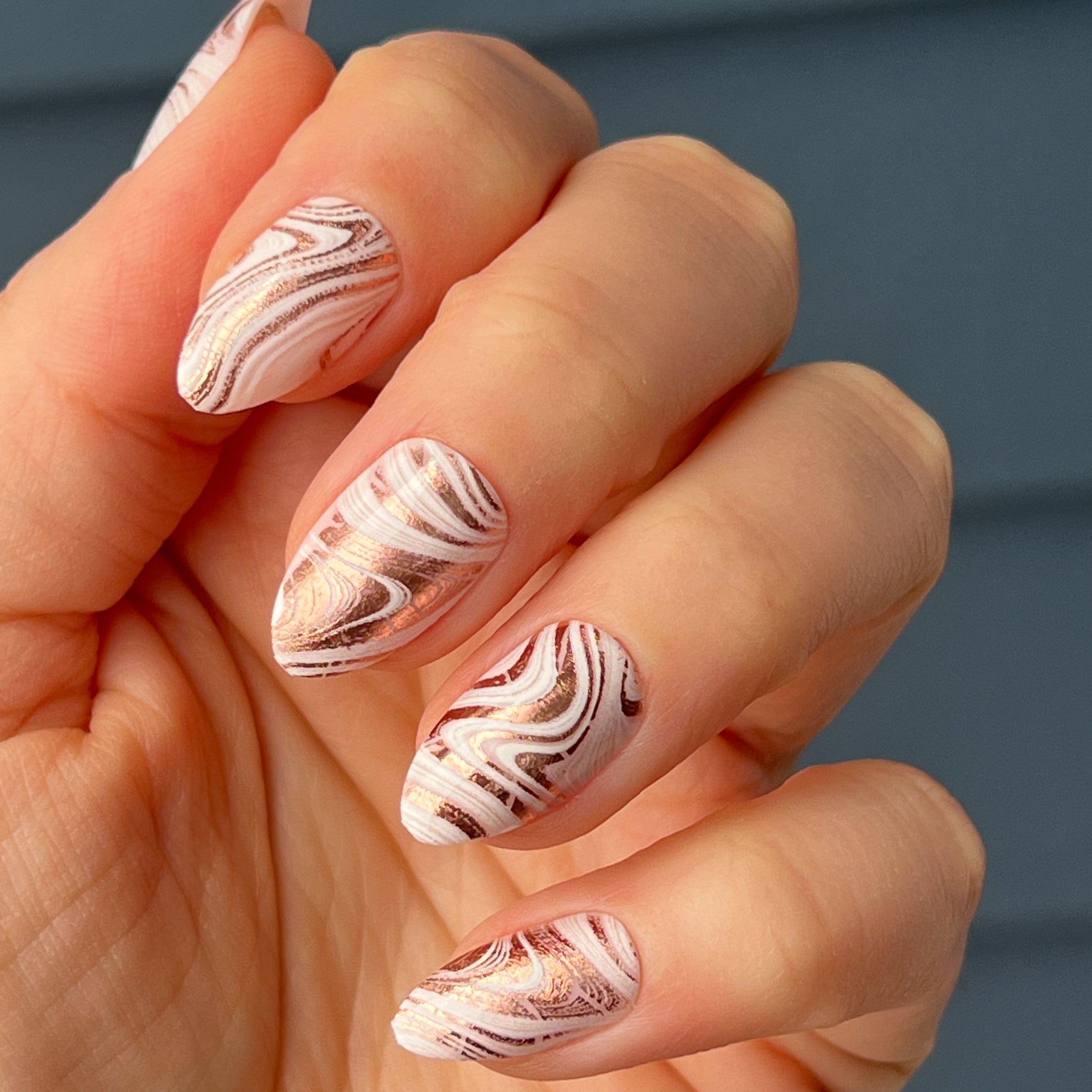 Marble Swirls | Almond | Medium、mySite、solidvoid