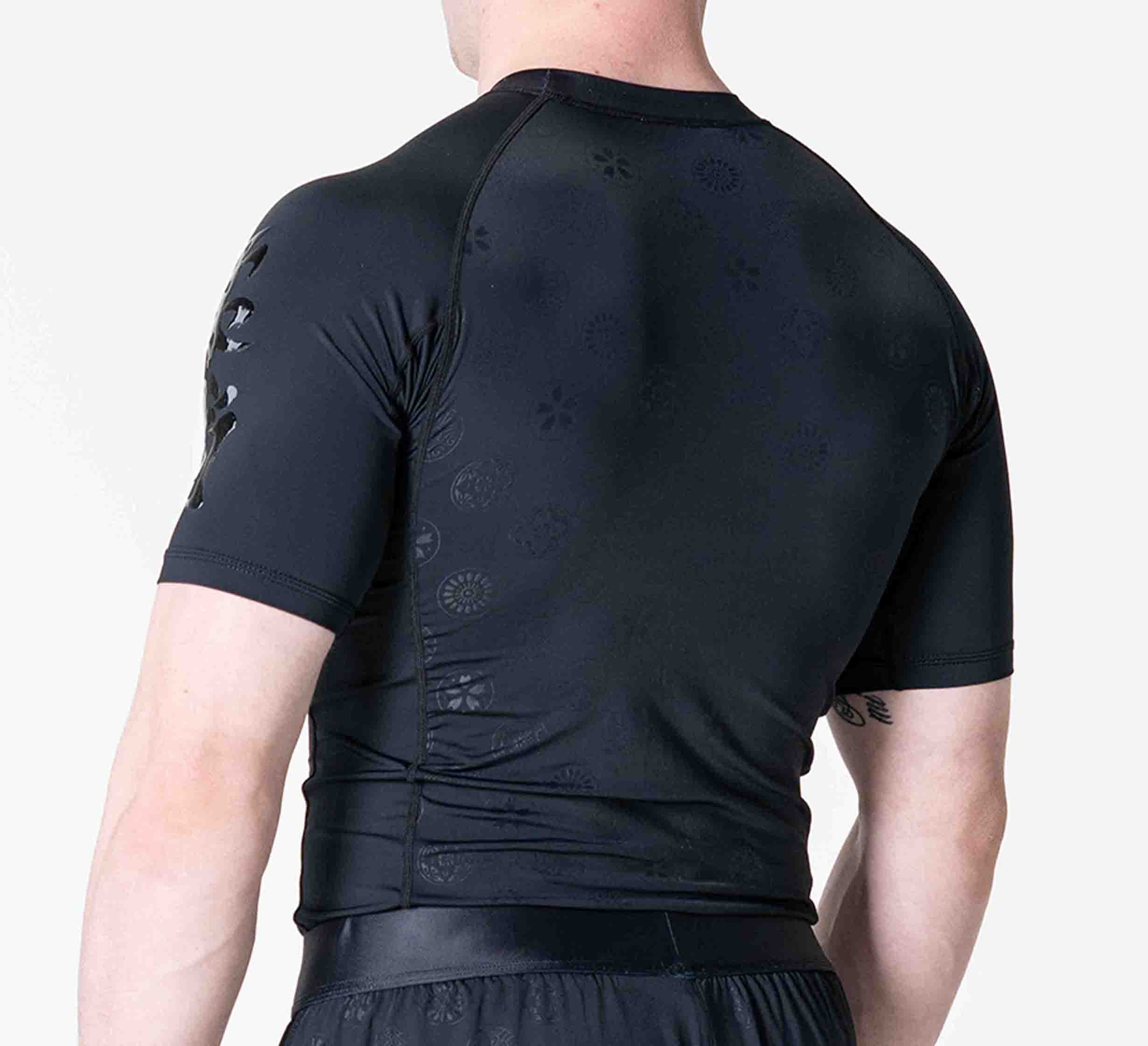 Shogun Heat Gear Rashguard Black、mySite、gigharbornorthrealestate