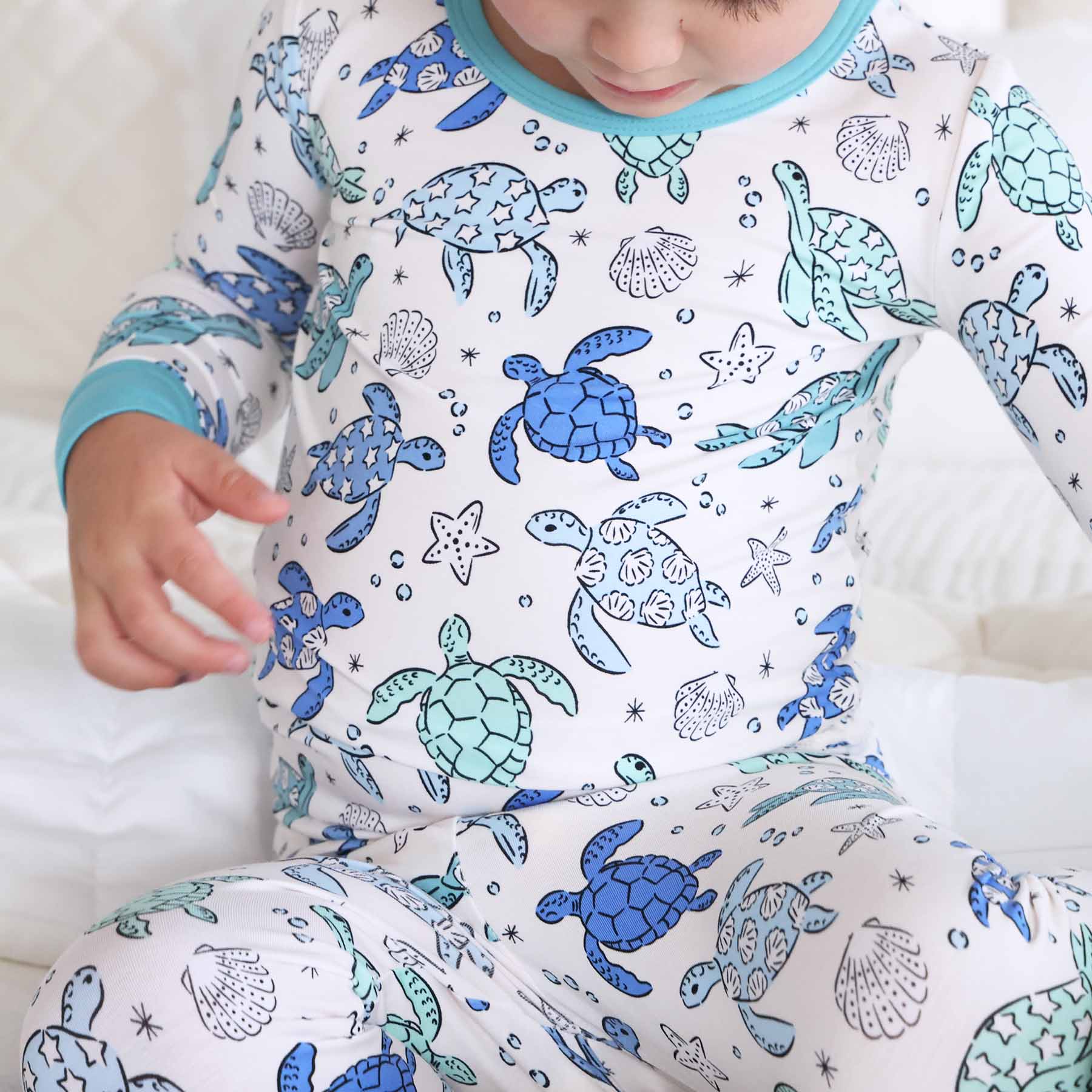  Sea Turtle Splash Two Piece Pajama Set、mySite、layawaytickets