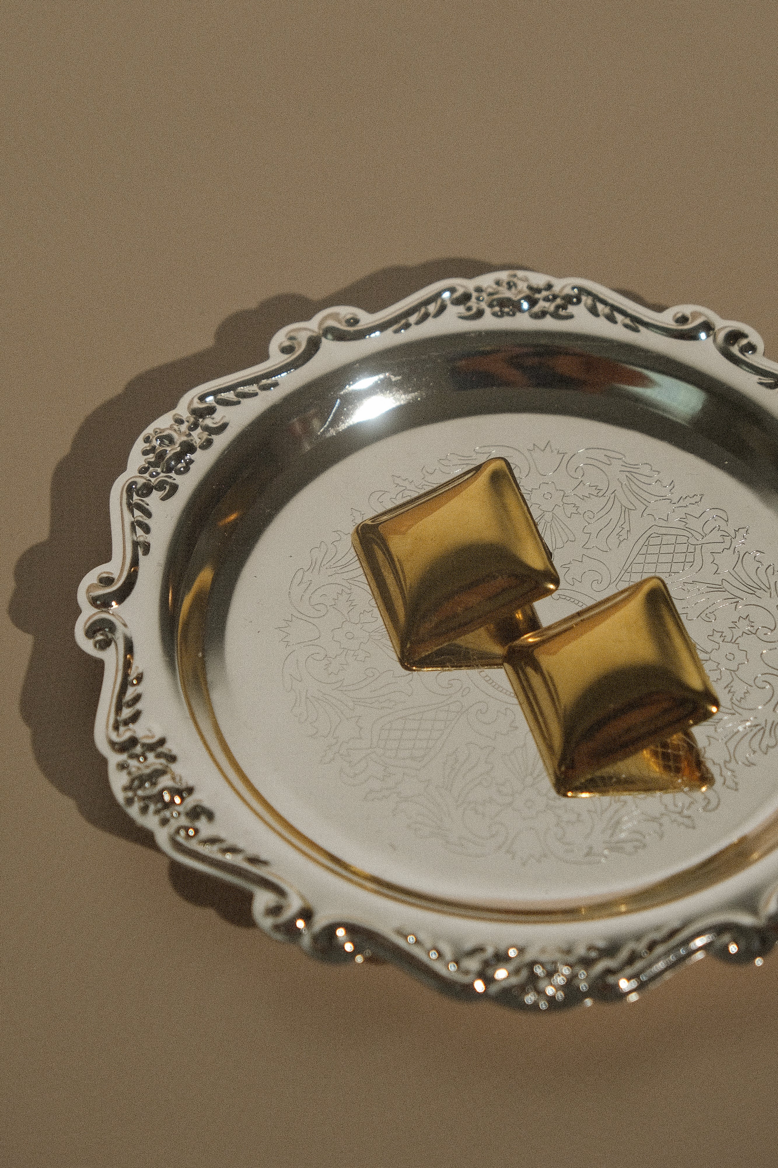 Wilma Square Earrings - Gold、mySite、solidvoid