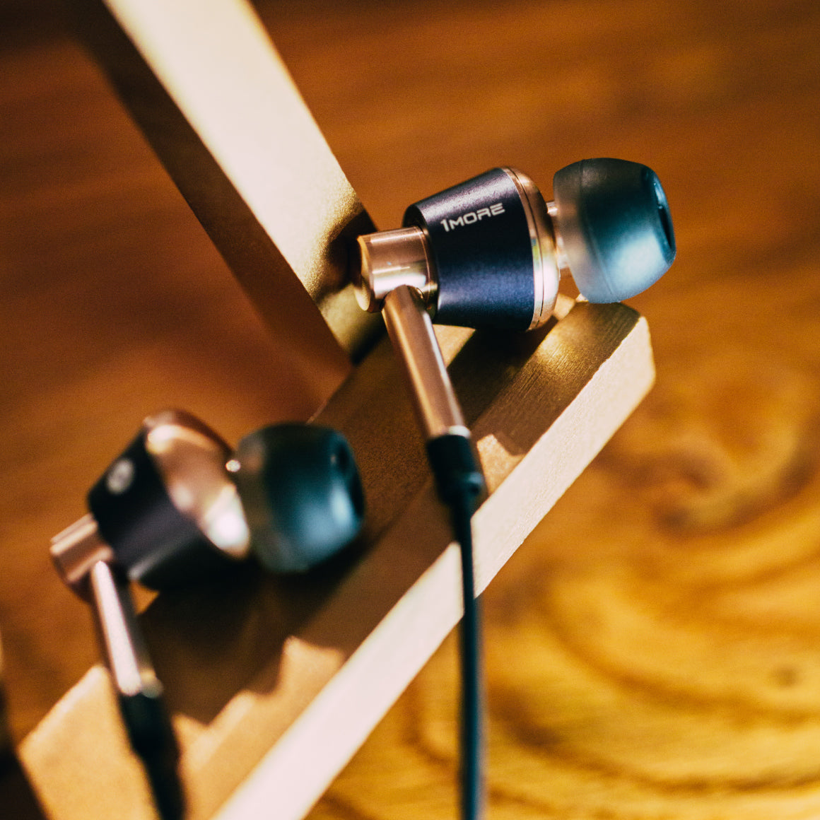  1MORE - Triple Driver、mySite、merchandisen