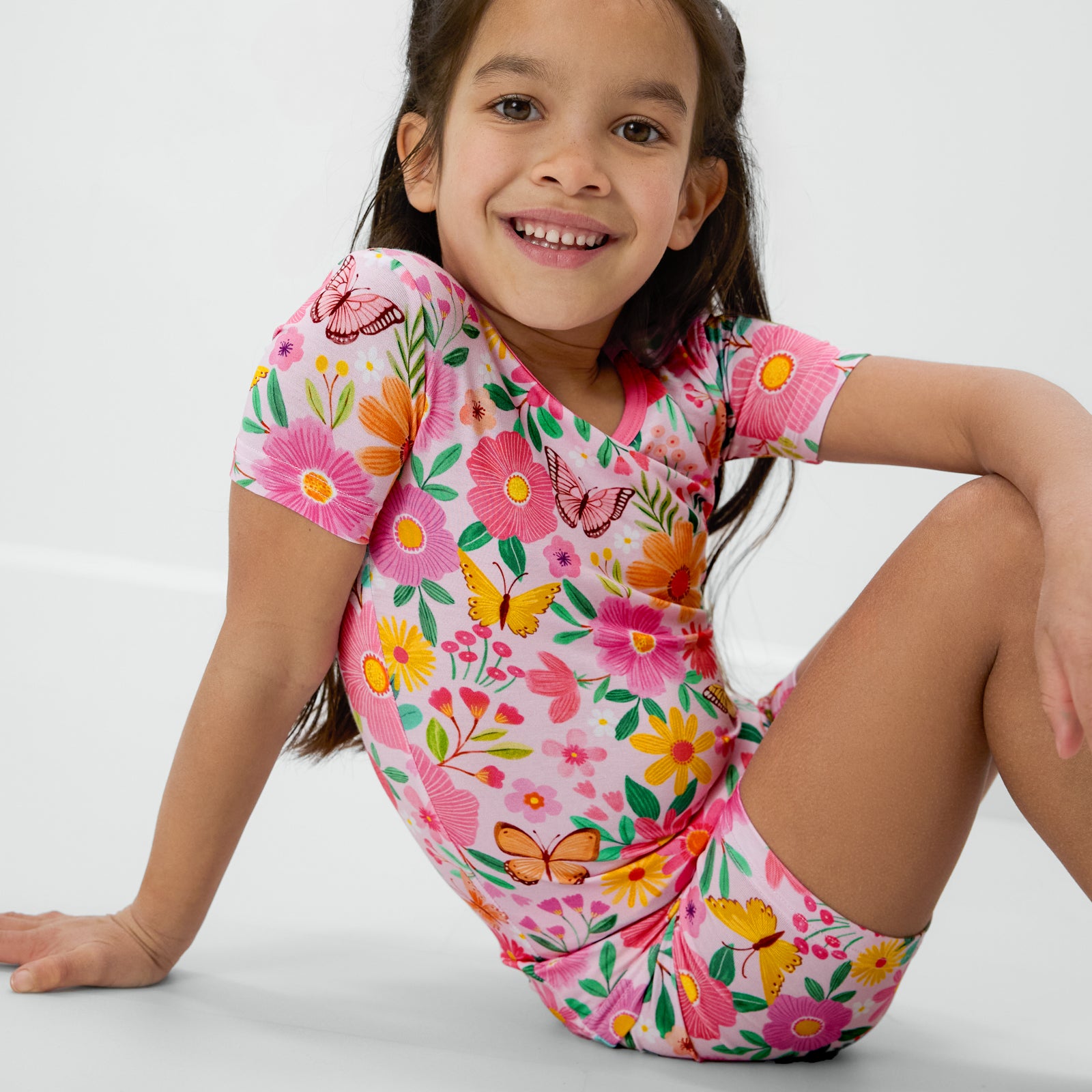  Butterfly Blooms Two-Piece Short Sleeve & Shorts Pajama Set、mySite、layawaytickets