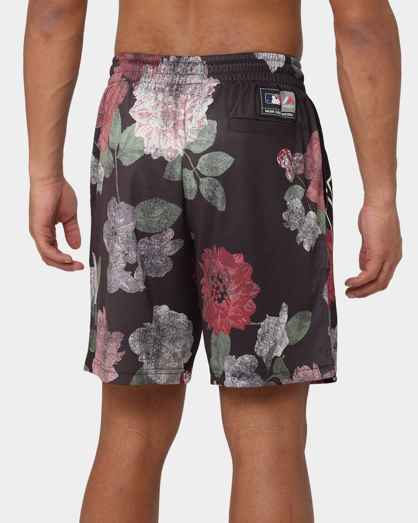 Majestic Athletic New York Yankees Digi Floral Camo Shorts Faded Black、mySite、zt4zffjzw