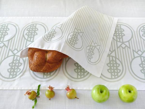 Modern Geometric Pomegranate Challah Cover - Sage、mySite、topwebapps