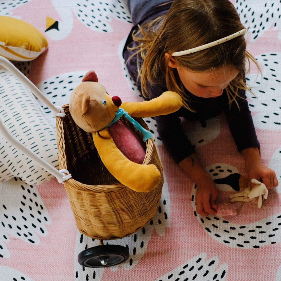 Swan Area Rug、mySite、gigharbornorthrealestate