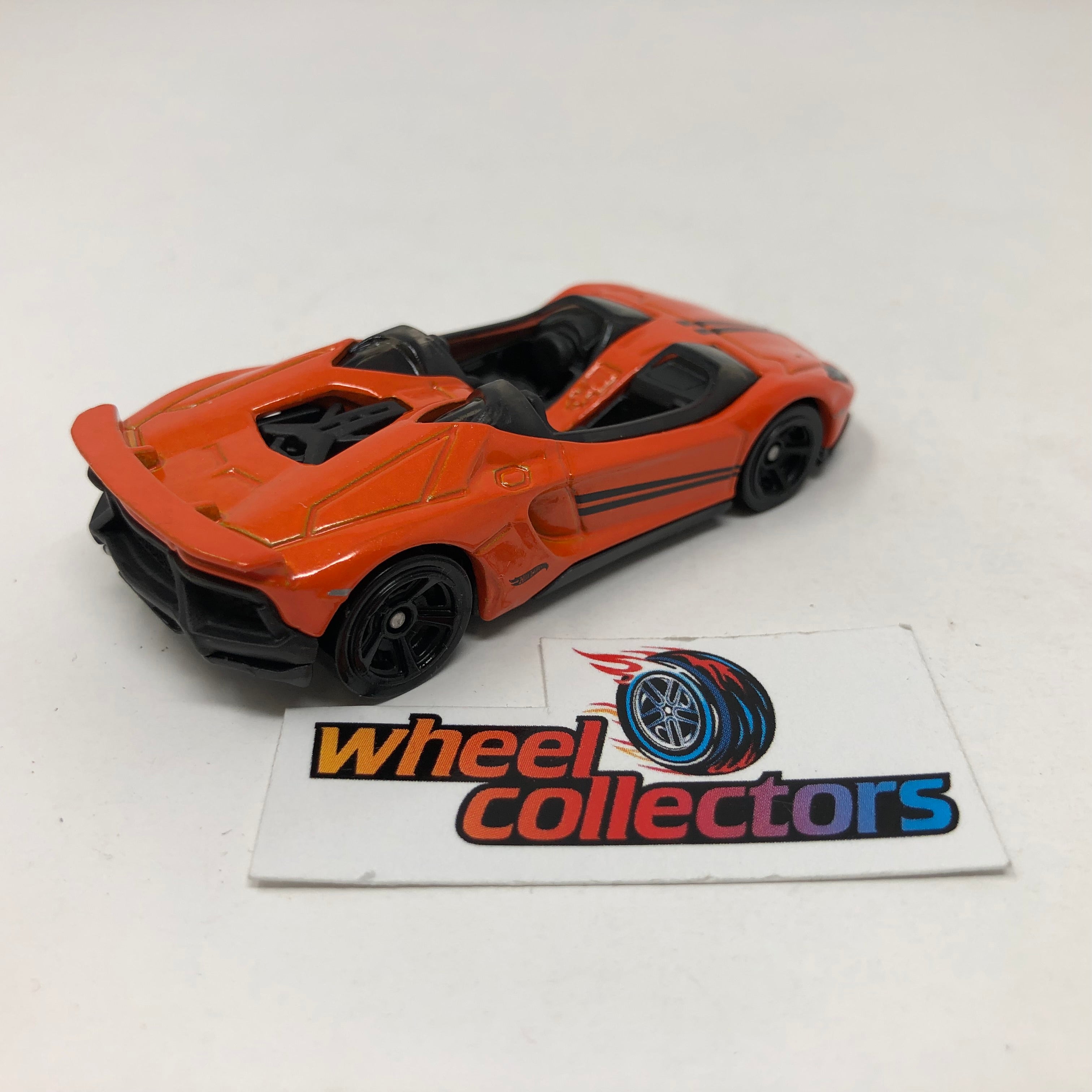 Lamborghini Aventador J * Orange * Hot Wheels Loose 1:64 Scale、mySite、hgirdovlk