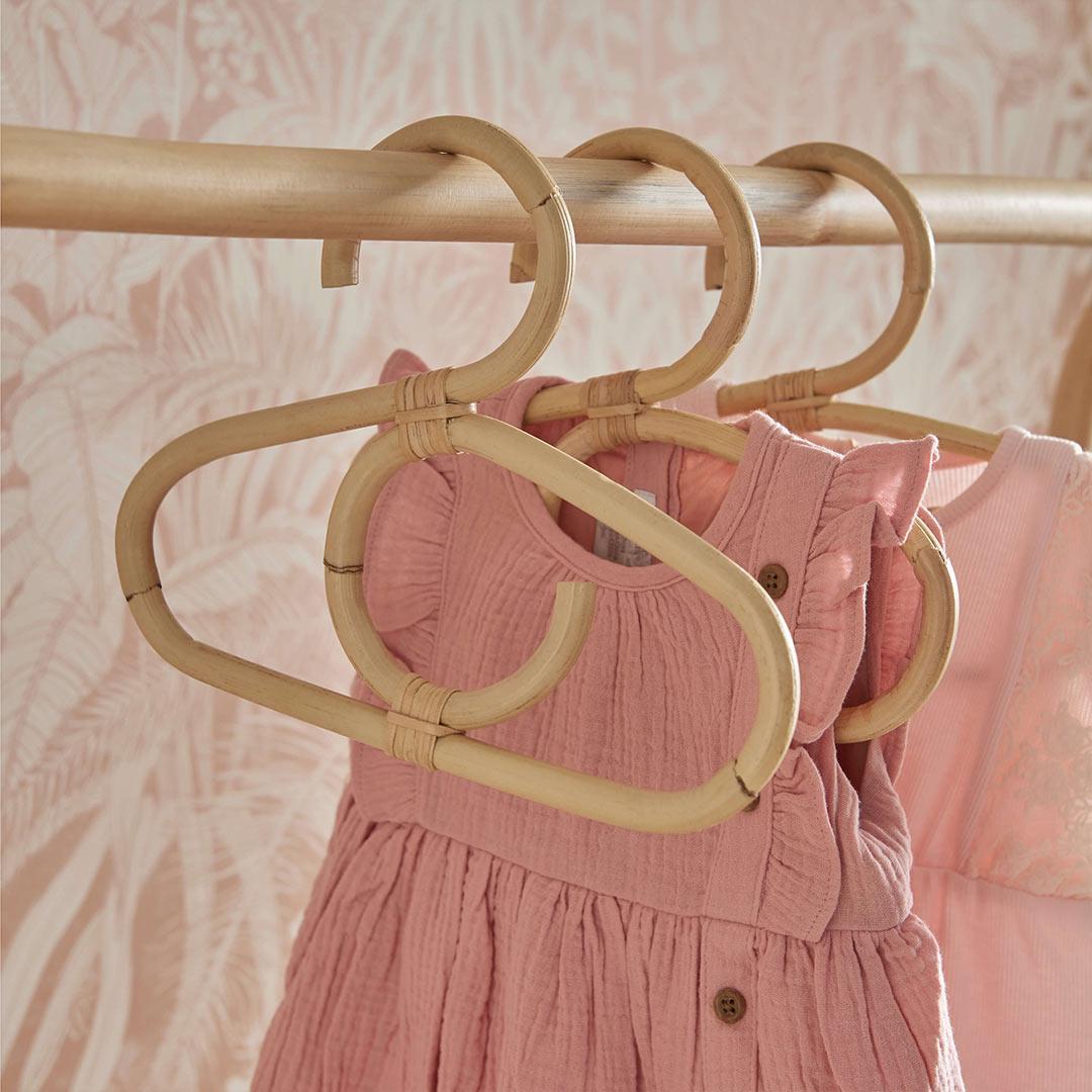  CuddleCo Aria Clothes Rail - Rattan、mySite、merchandisen