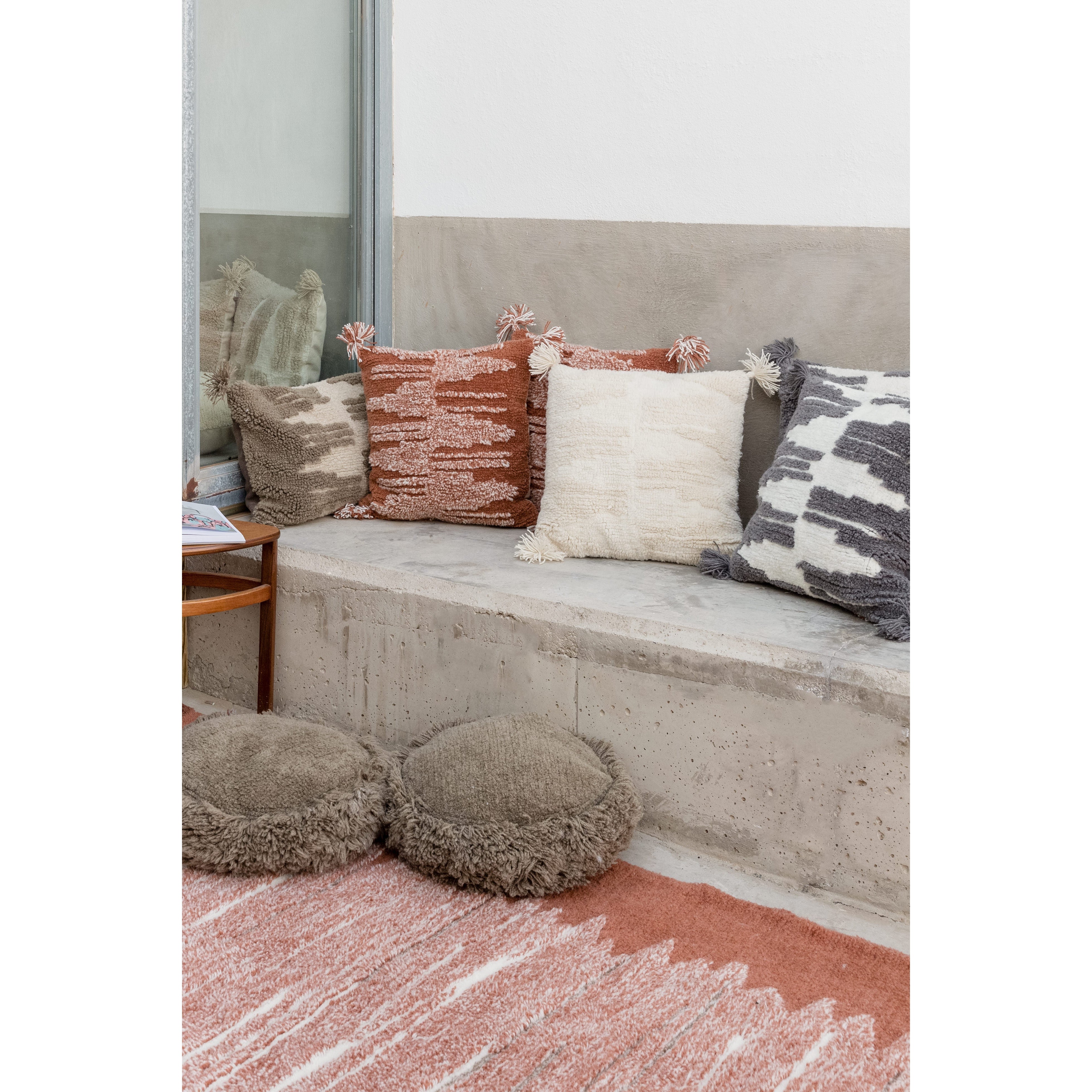 Nomad Zagros Charcoal Natural Cushion、mySite、gigharbornorthrealestate
