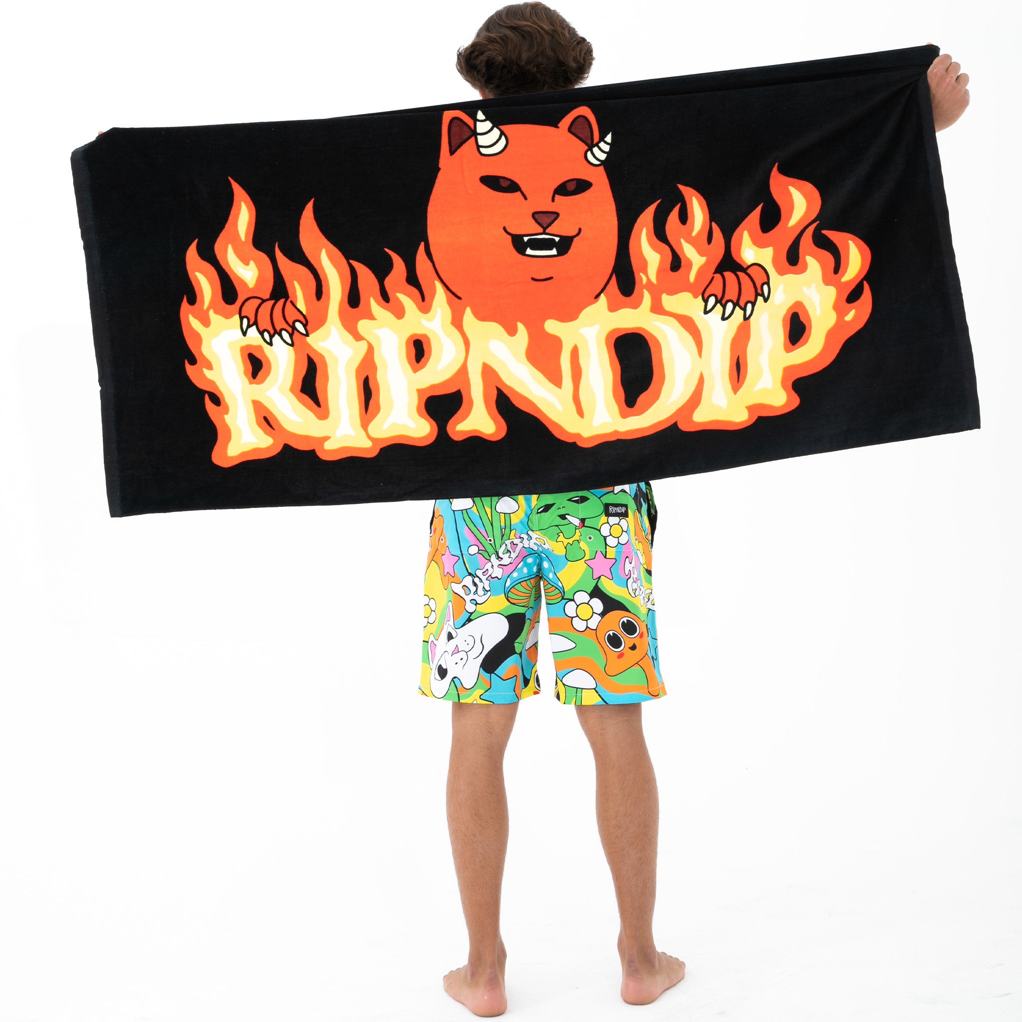 {product_title} - {shop_name}