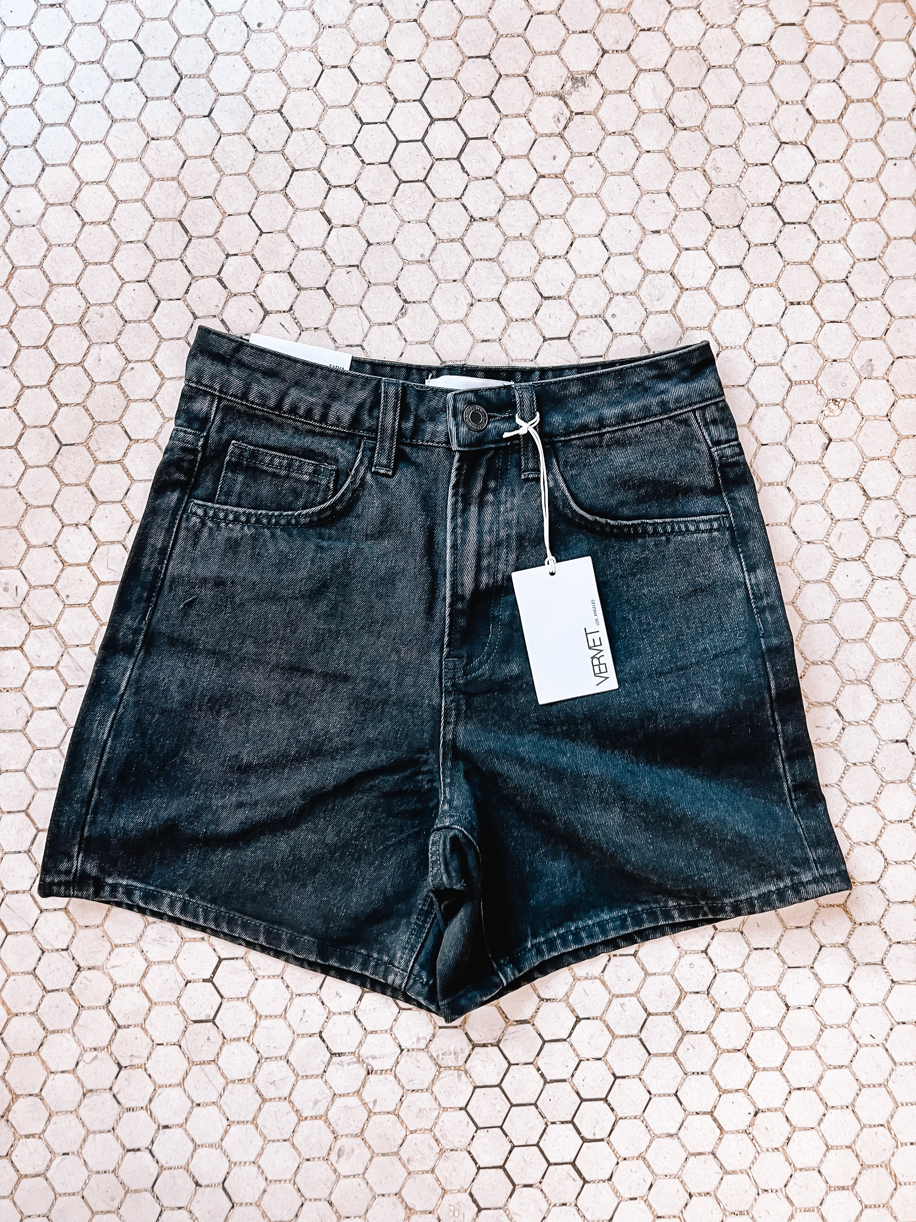Tracy’s High Rise Mom Shorts、mySite、garagedoors4me