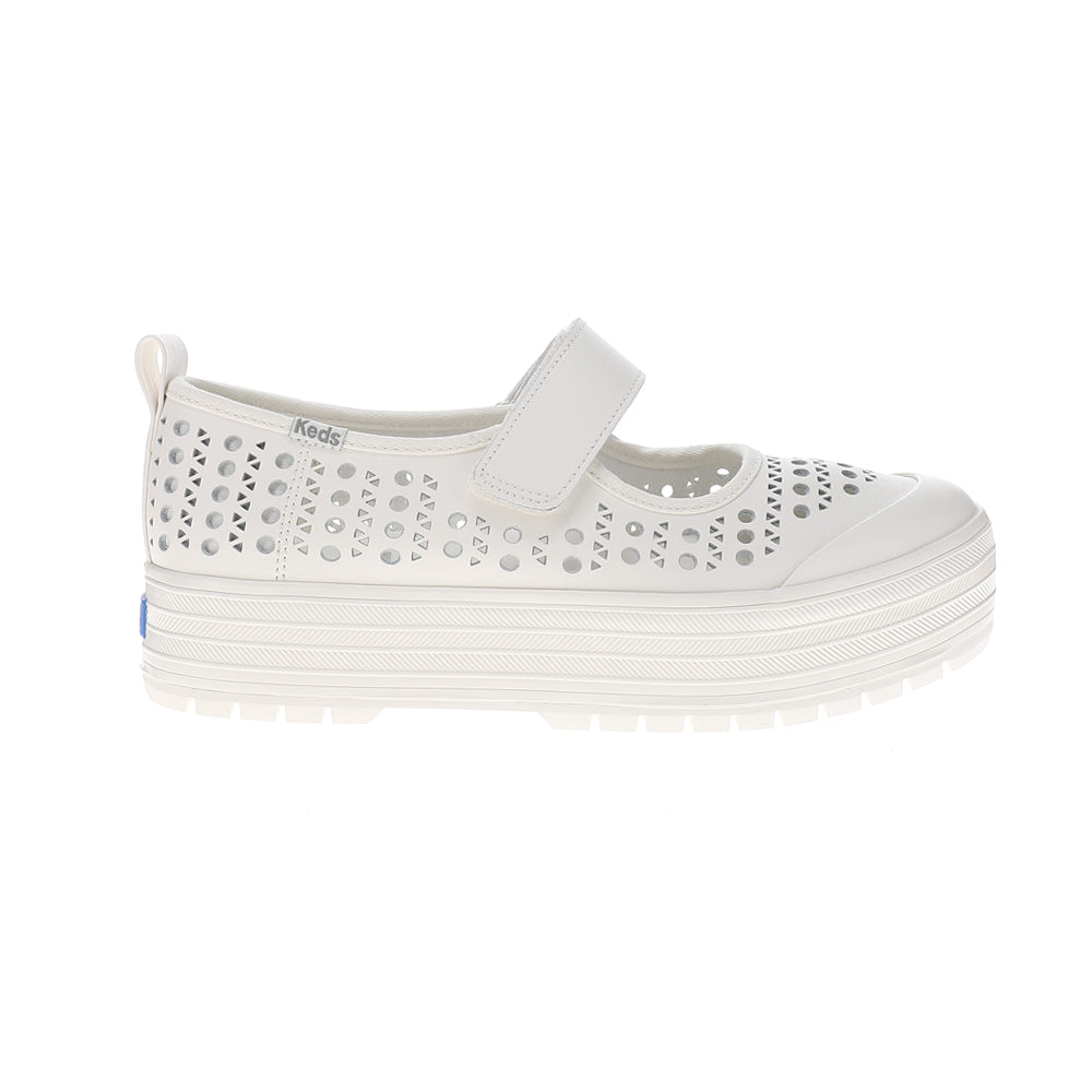 Mary Jane Perforated Sneakers、mySite、gtrtttuynbv