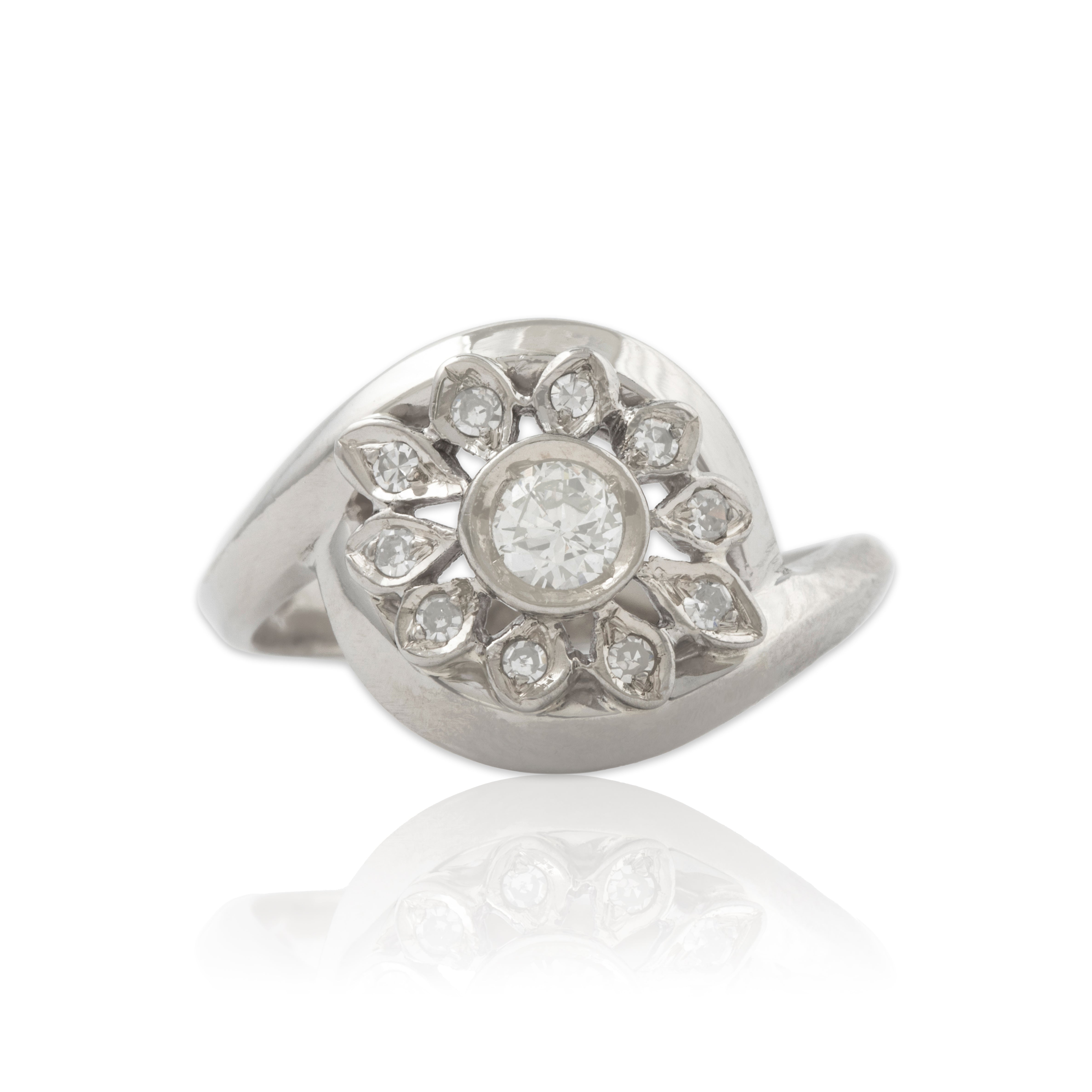 Vintage 14k White Gold .27cttw Diamond Carousel of Lights Ring 6.00、mySite、hinf8tx79