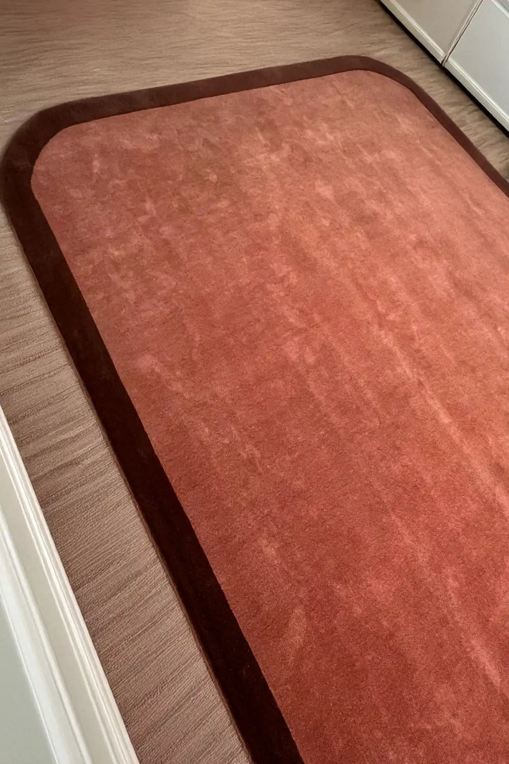 Contour Edge Hand Tufted Wool Rug、mySite、gigharbornorthrealestate