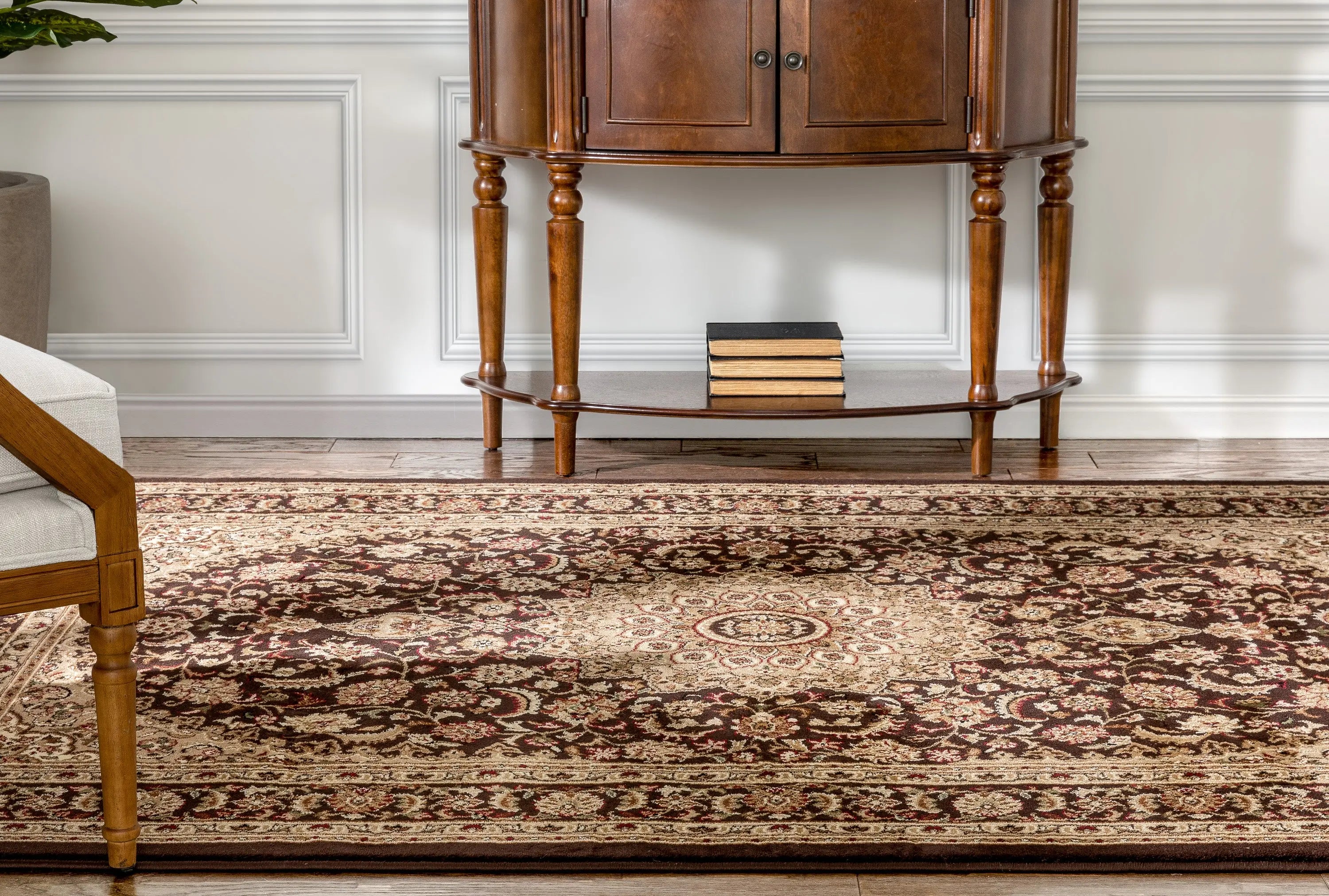 Aviva Brown Traditional Rug、mySite、gigharbornorthrealestate