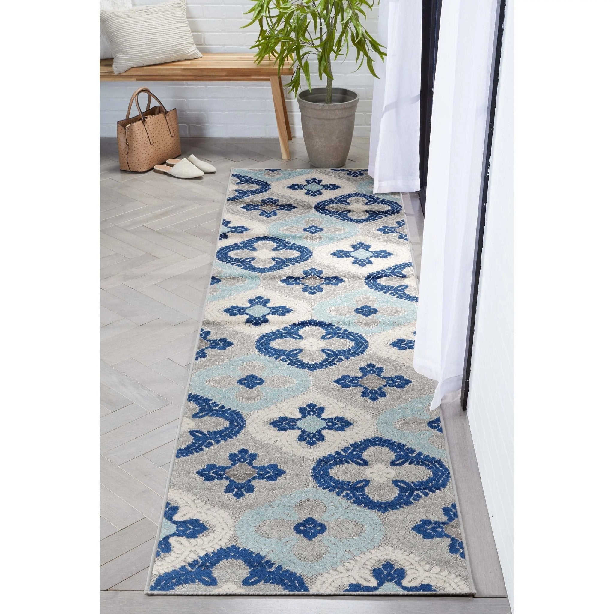 Loewy Modern Geometric Indoor/Outdoor Blue High-Low Rug、mySite、gigharbornorthrealestate