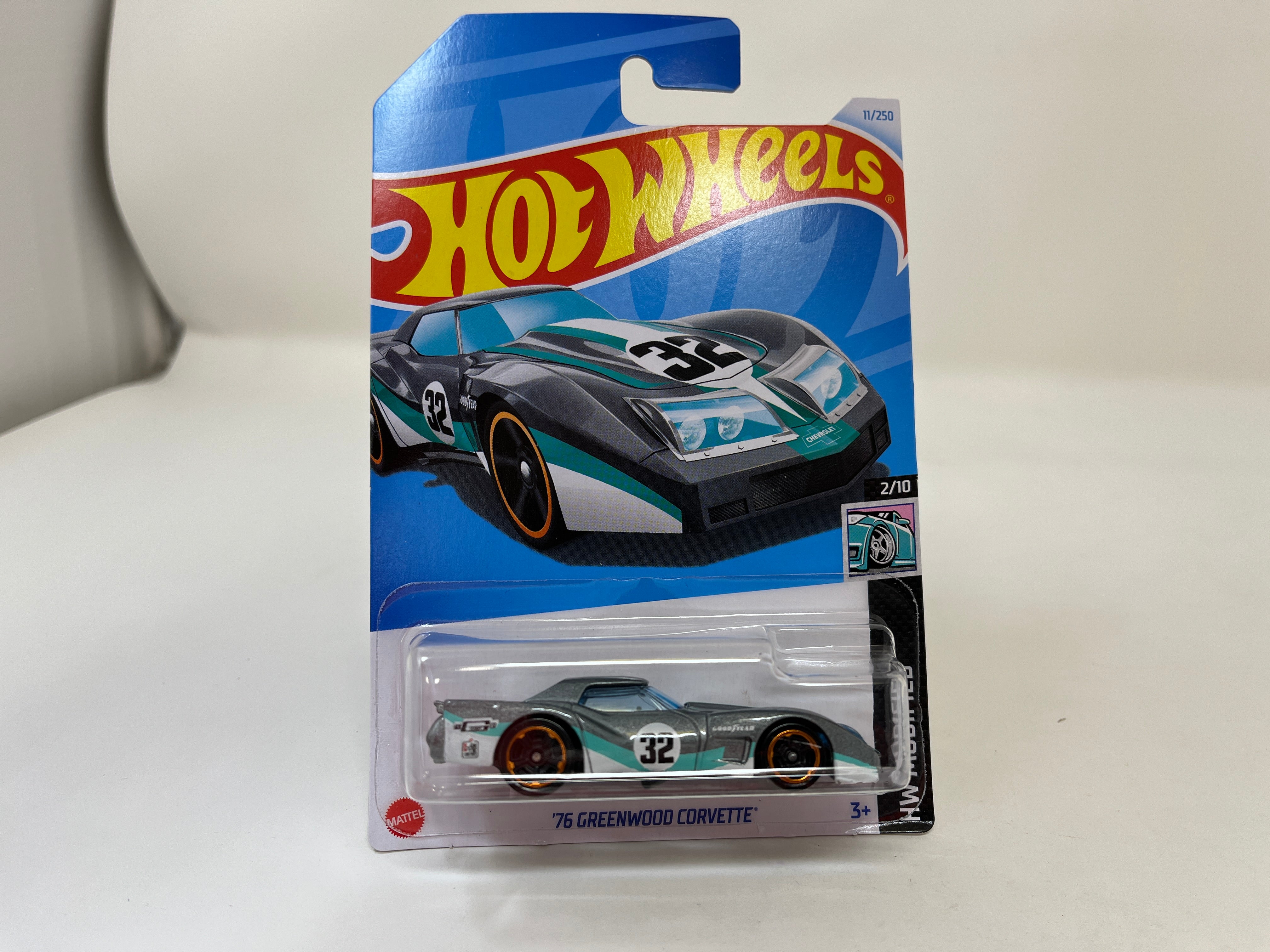 '76 Greenwood Corvette #11 * Grey * 2024 Hot Wheels Case H、mySite、hgirdovlk