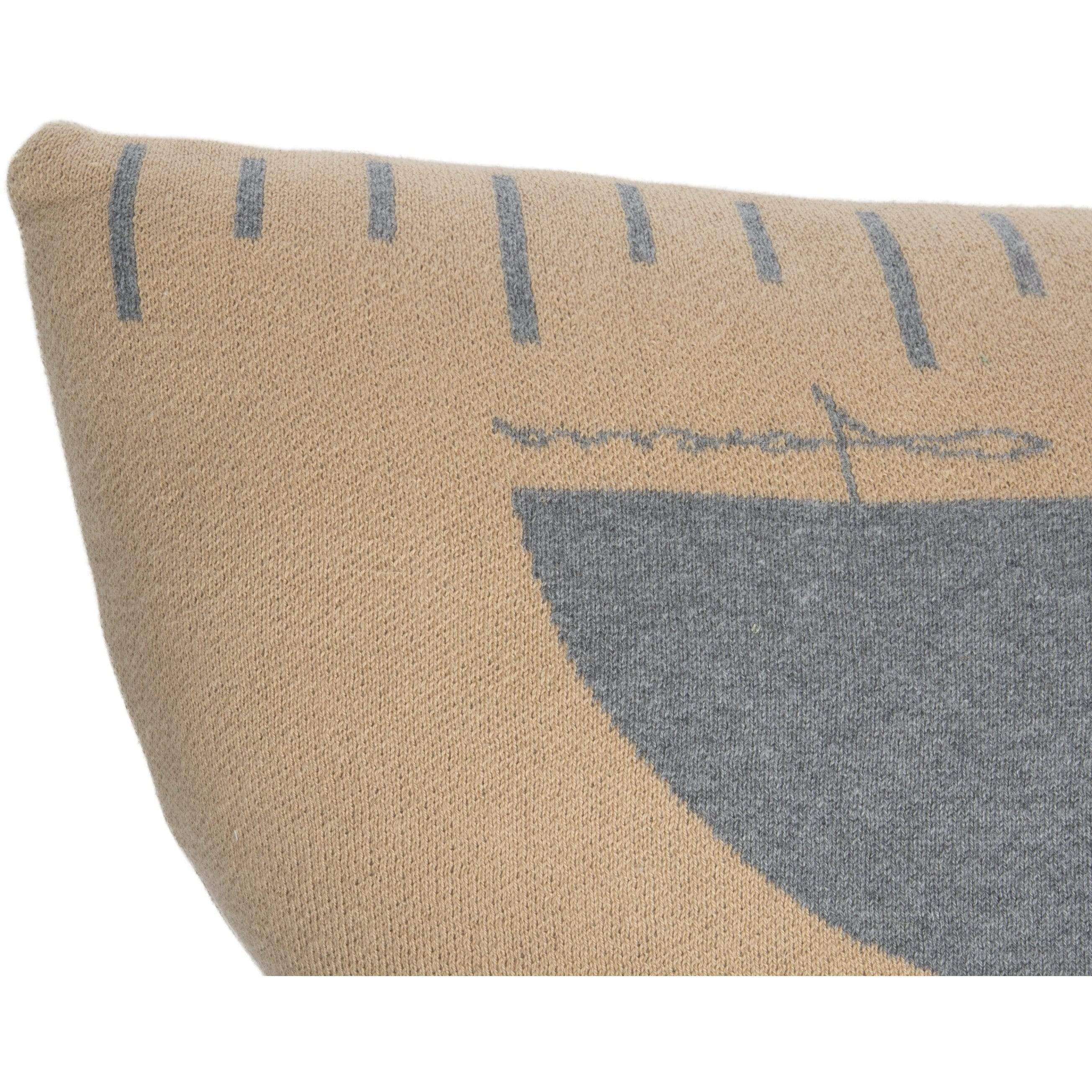 Ruler Knitted Cushion、mySite、gigharbornorthrealestate