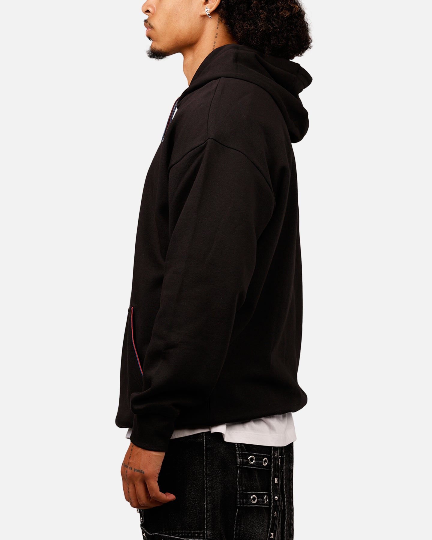 {product_title} - {shop_name}