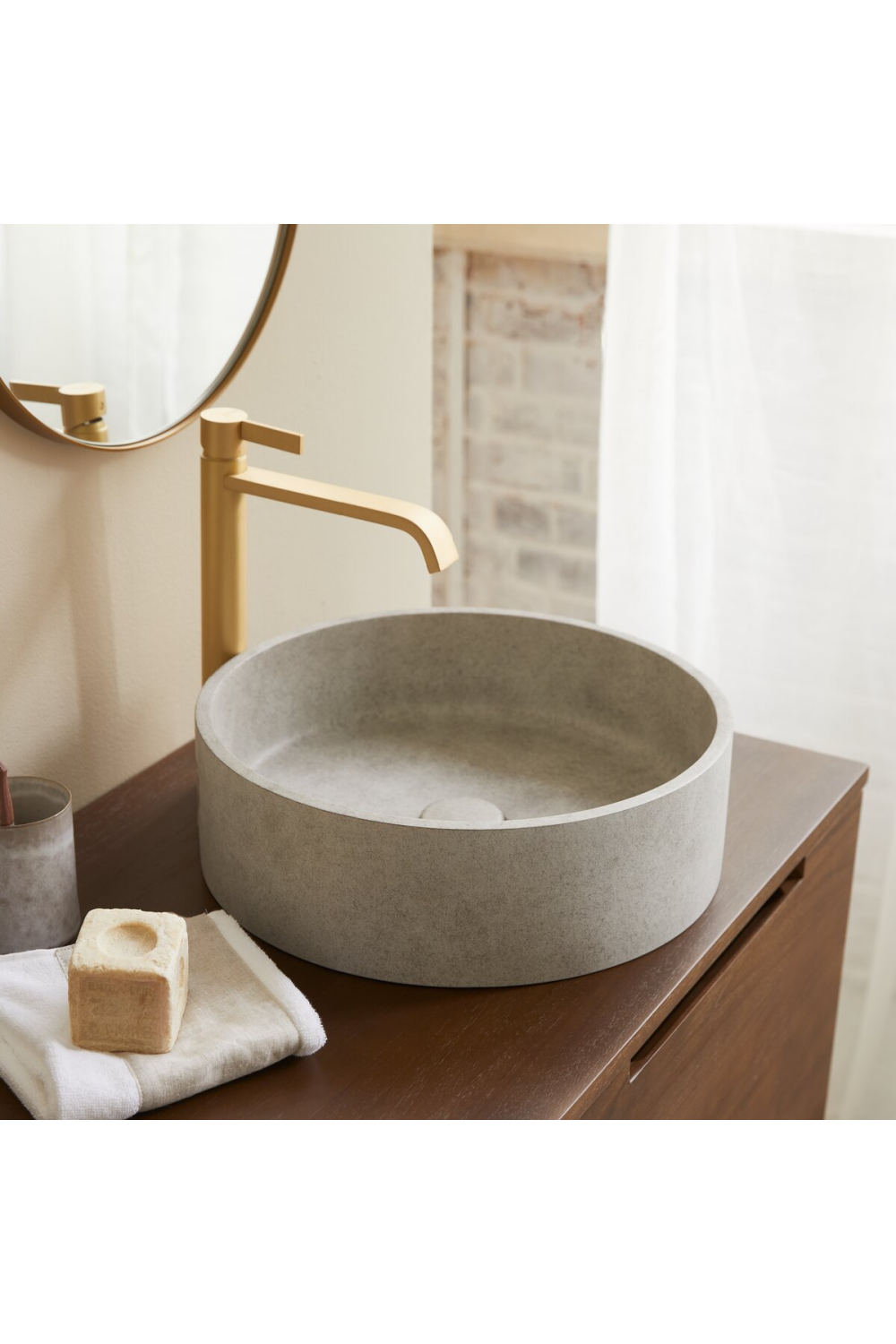 Round Concrete Bathroom Sink | Tikamoon Gina、mySite、neckold