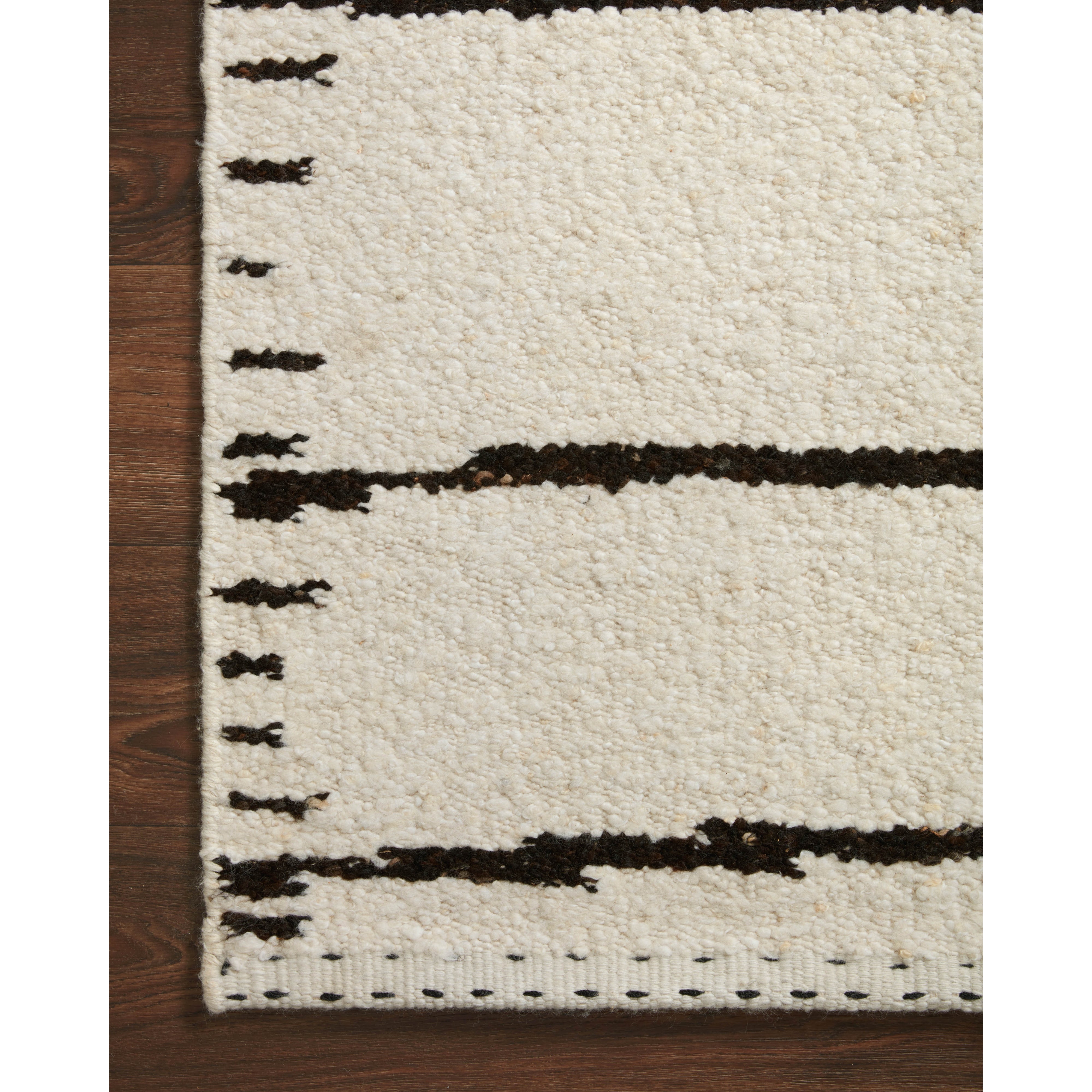 Roman Ivory Black Area Rug、mySite、gigharbornorthrealestate