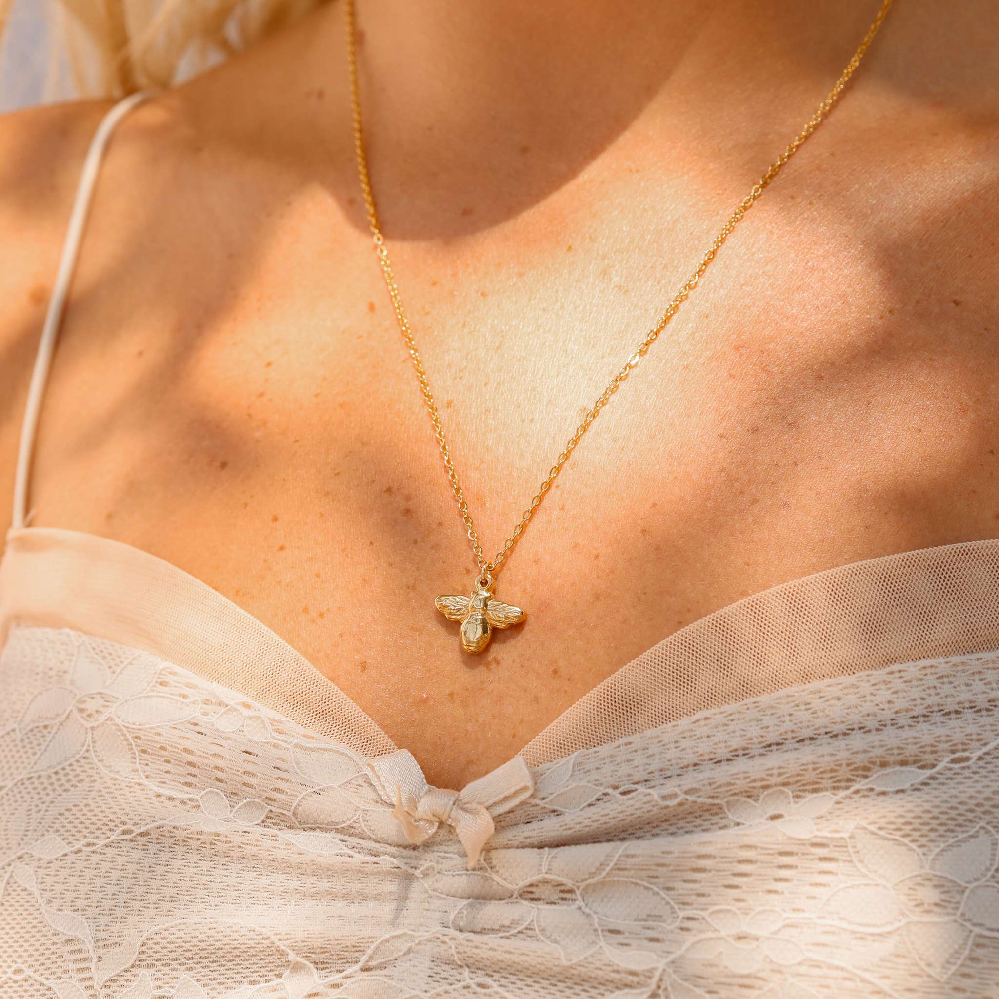 18K Gold PVD Stainless Steel Bee Charm / PDL0102、mySite、dreamappss