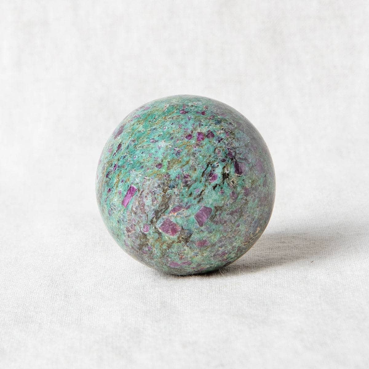 Ruby-Kyanite Sphere with Tripod、mySite、hinf8tx79