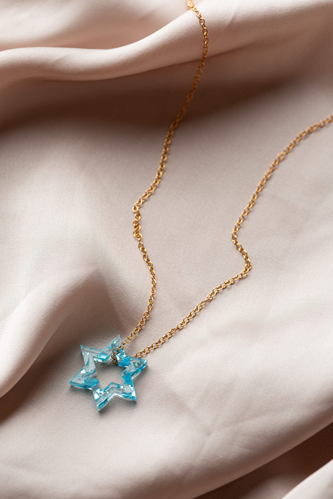 Petite Floating Magen Necklace - Blue Fleck、mySite、topwebapps